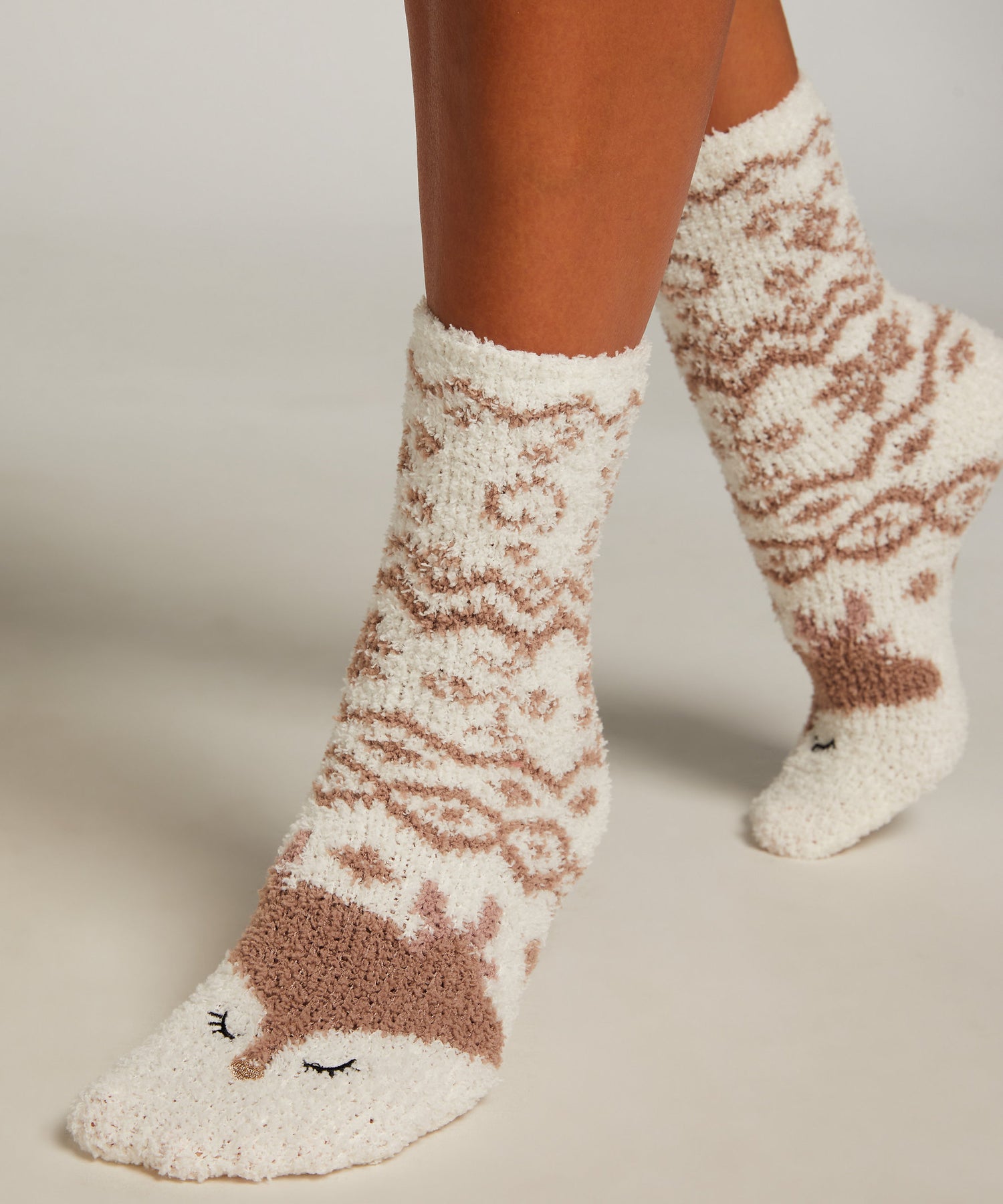 2P Daisy Reindeer Cosy Socks_204296_Tapioca_03