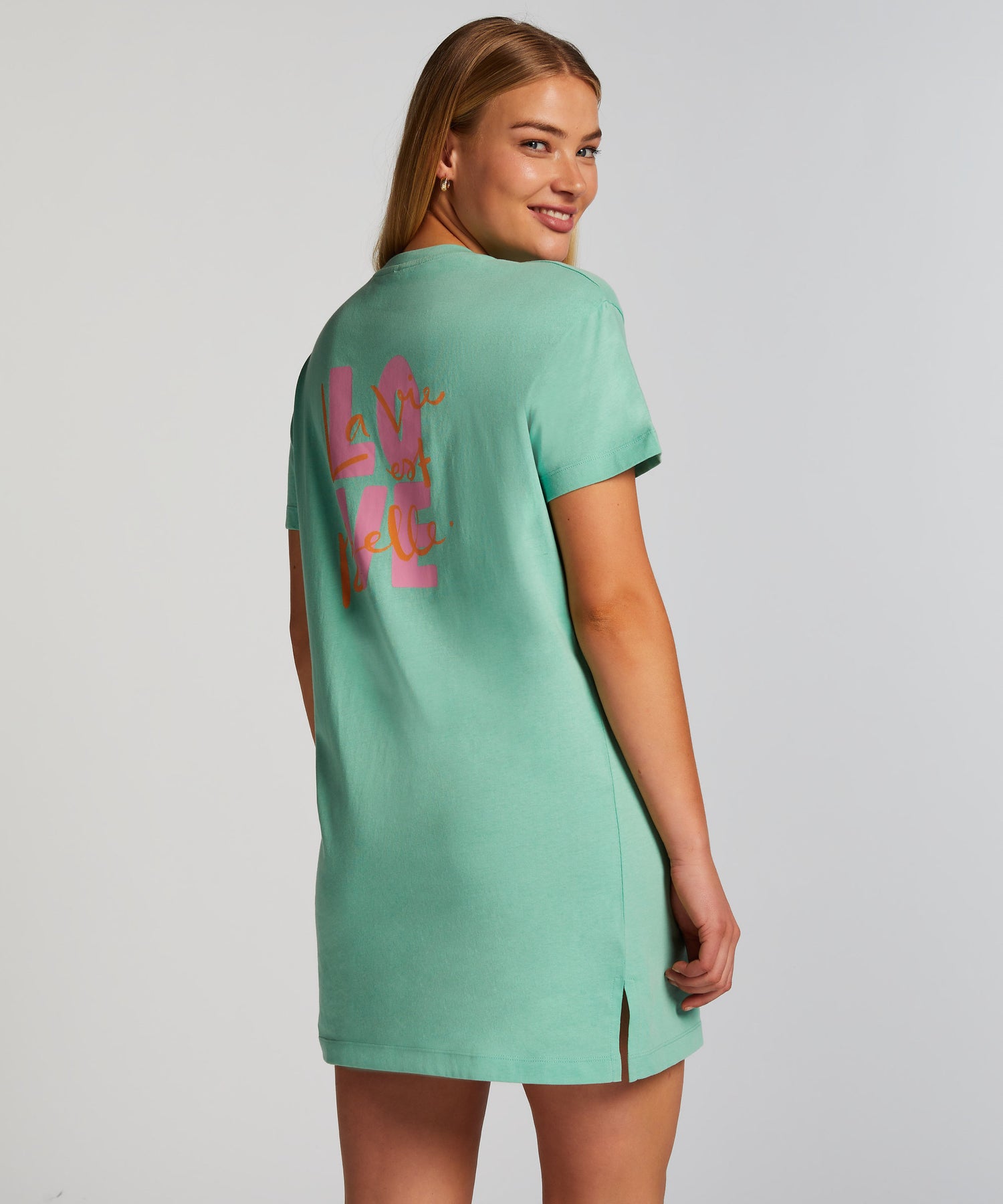 Round Neck Nightshirt_205777_Neptune Green_03