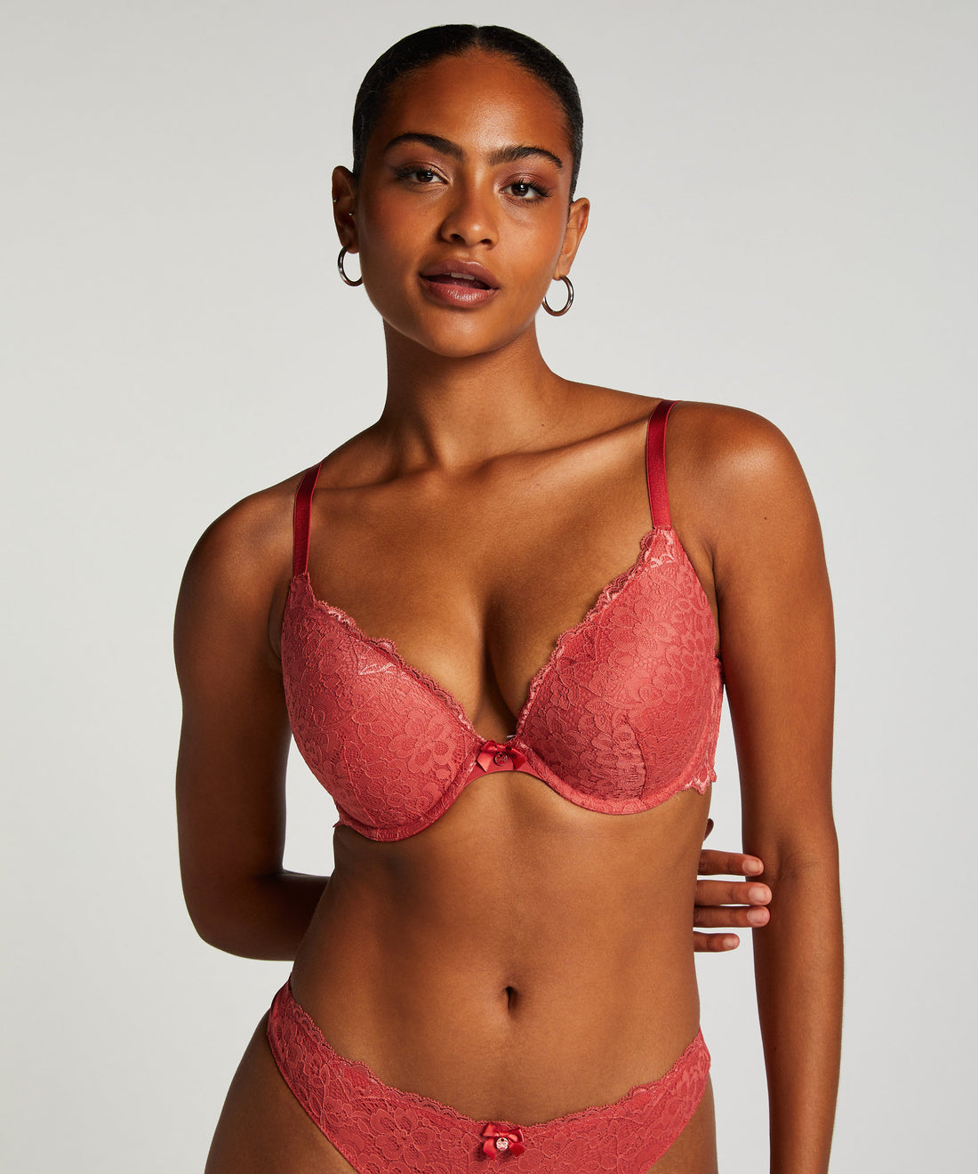 Marine Padded Push-Up Underwired Bra in Different Cup Sizes_206324_Mineral Red_03