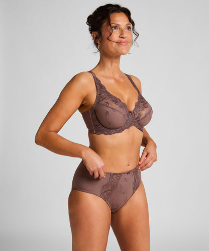 Hunkemoller_Peppercorn_Diva High Knickers_206883_Peppercorn_04
