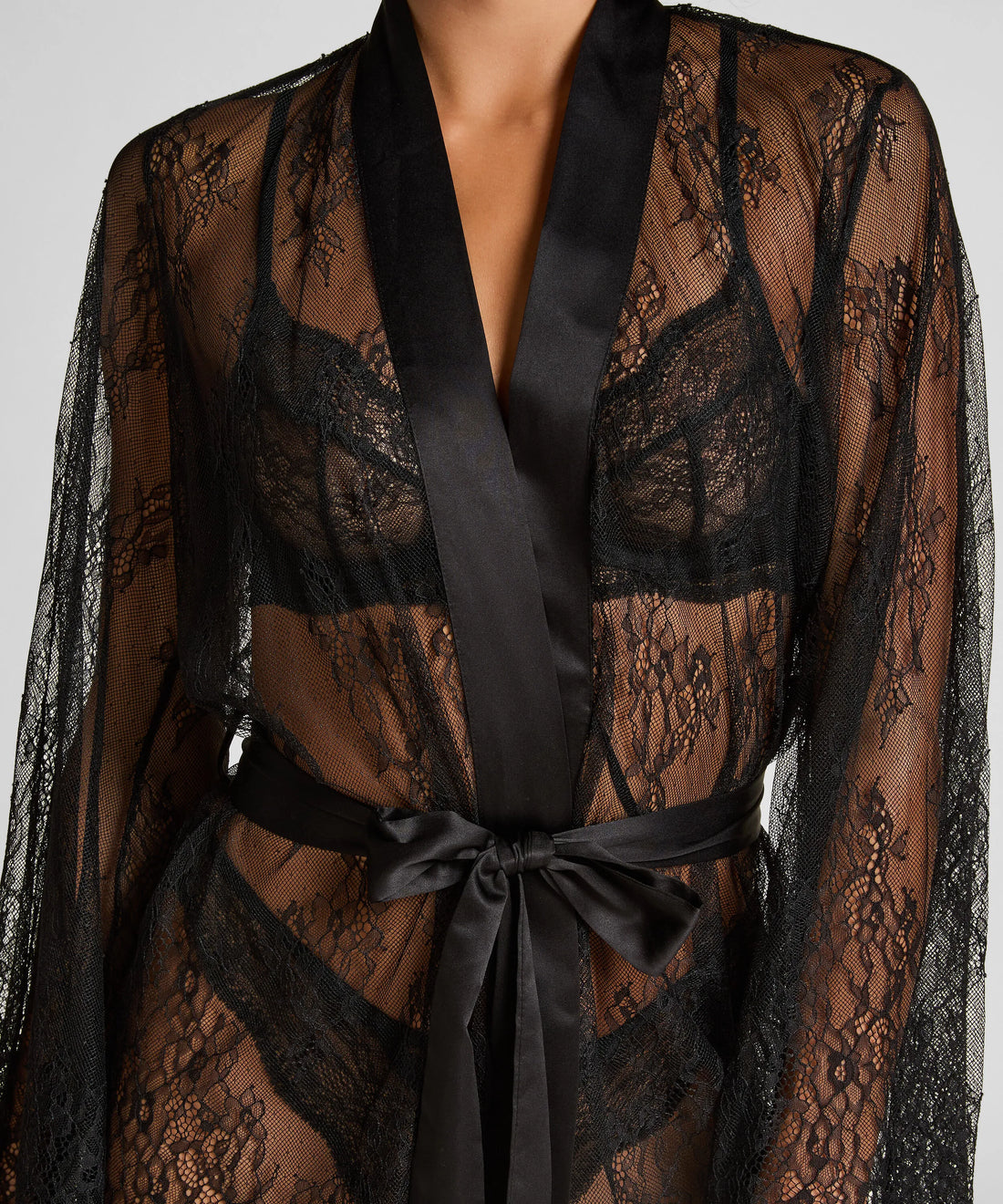 Hunkemoller_Black_Kimono Allover Lace_207211_Caviar_0