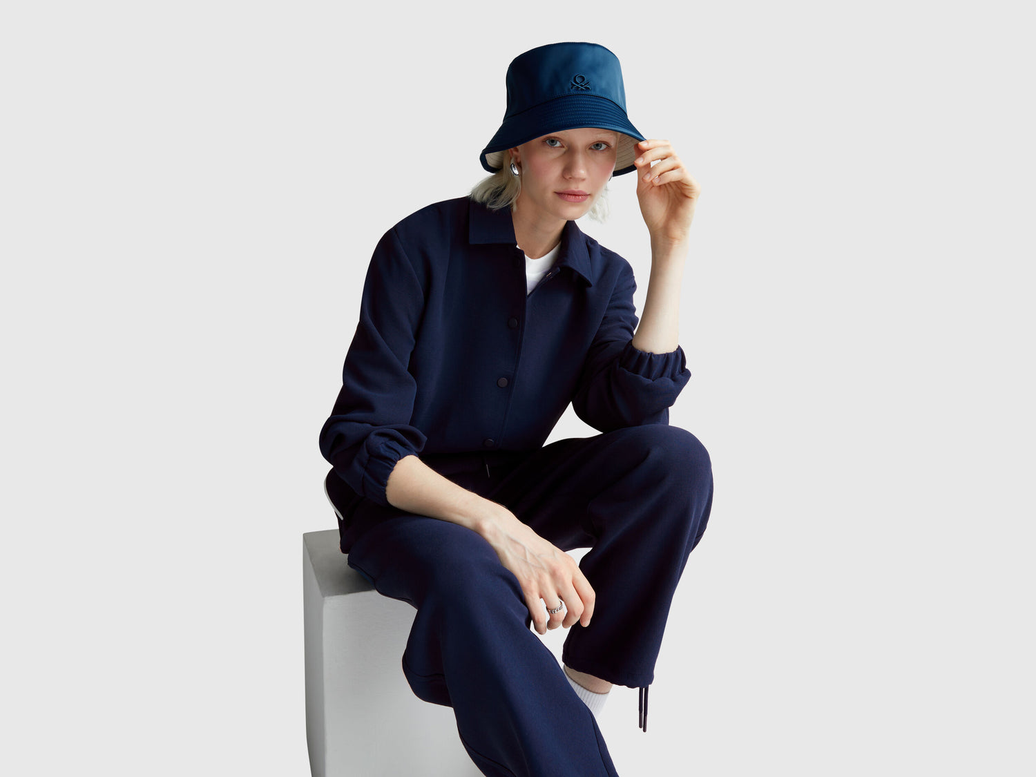 Benetton_Dark Blue_Regular Fit Bomber Jacket_20A6DN085_252_03