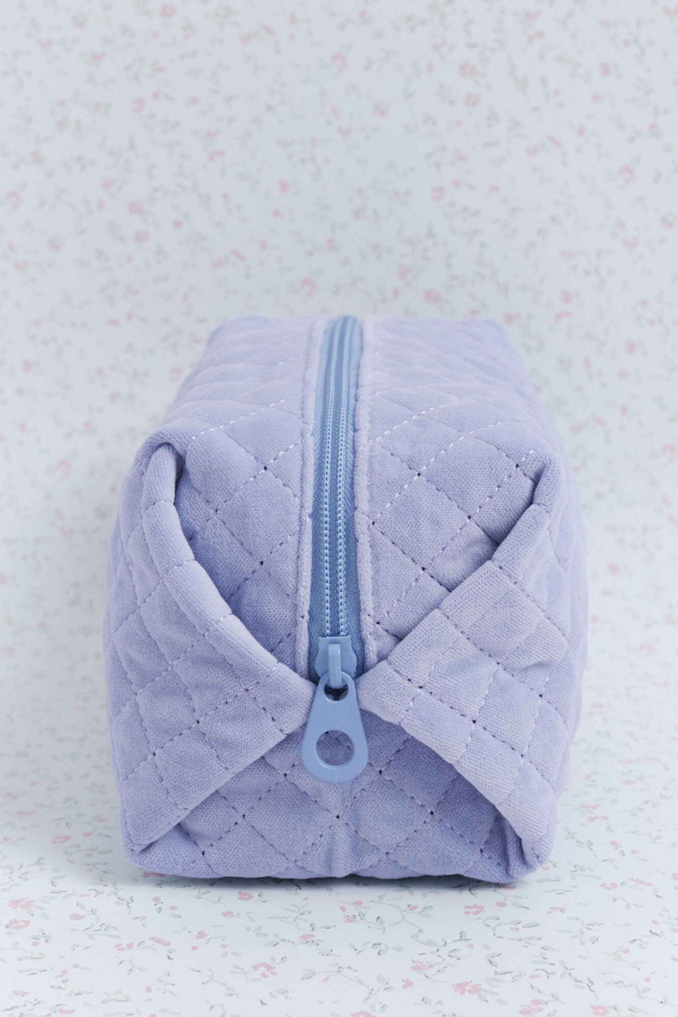 Women Secret_Blue_Light Blue Velvet Velvet Vanity Case with Embroidered Logo_2142571_16_06