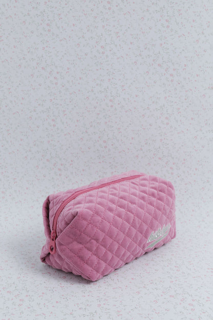 Women Secret_Pink_Pink Velvet Velvet Vanity Case with Embroidered Logo_2142573_71_06