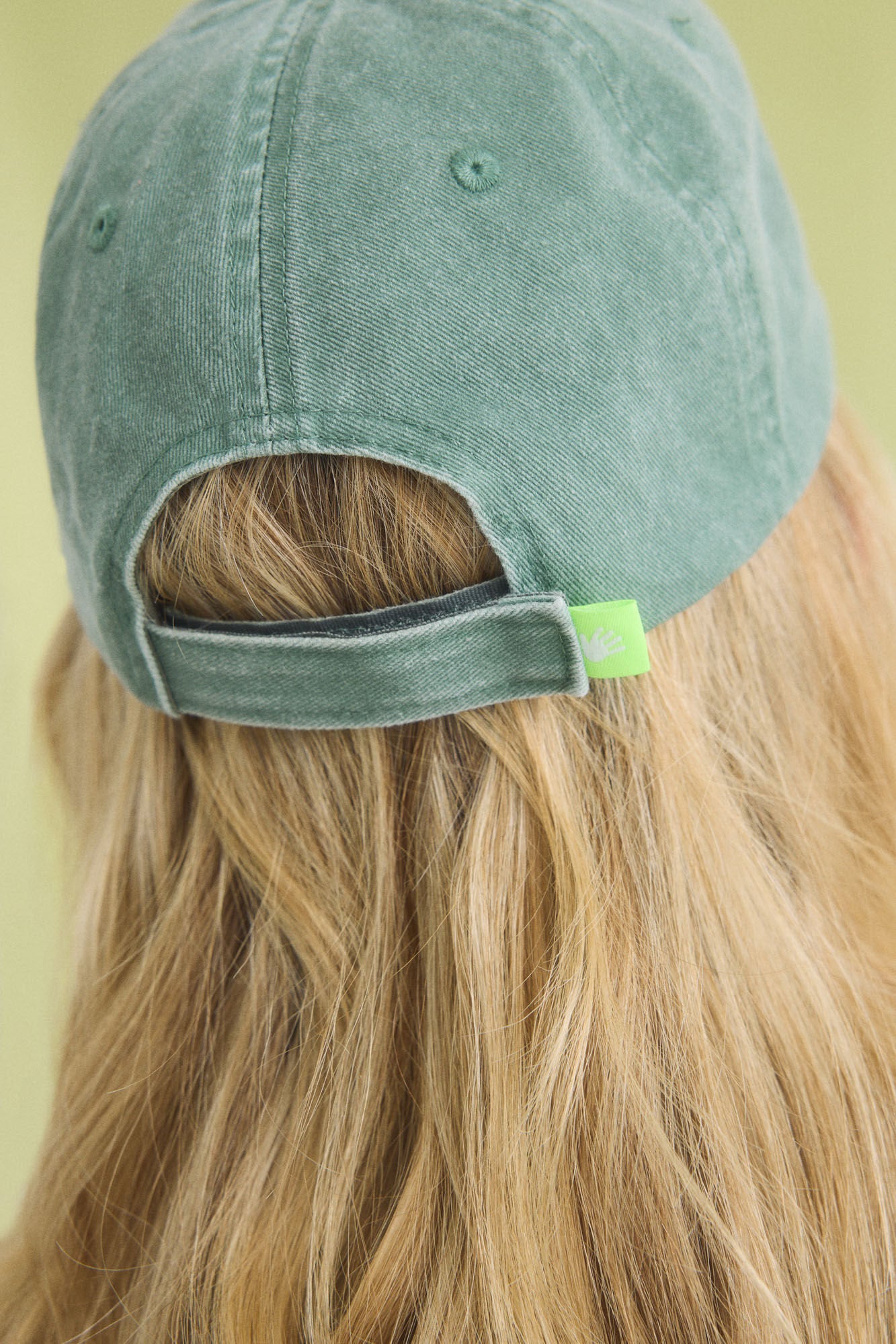 Women Secret_Green Adjustable Cotton Cap_2149033_21_02