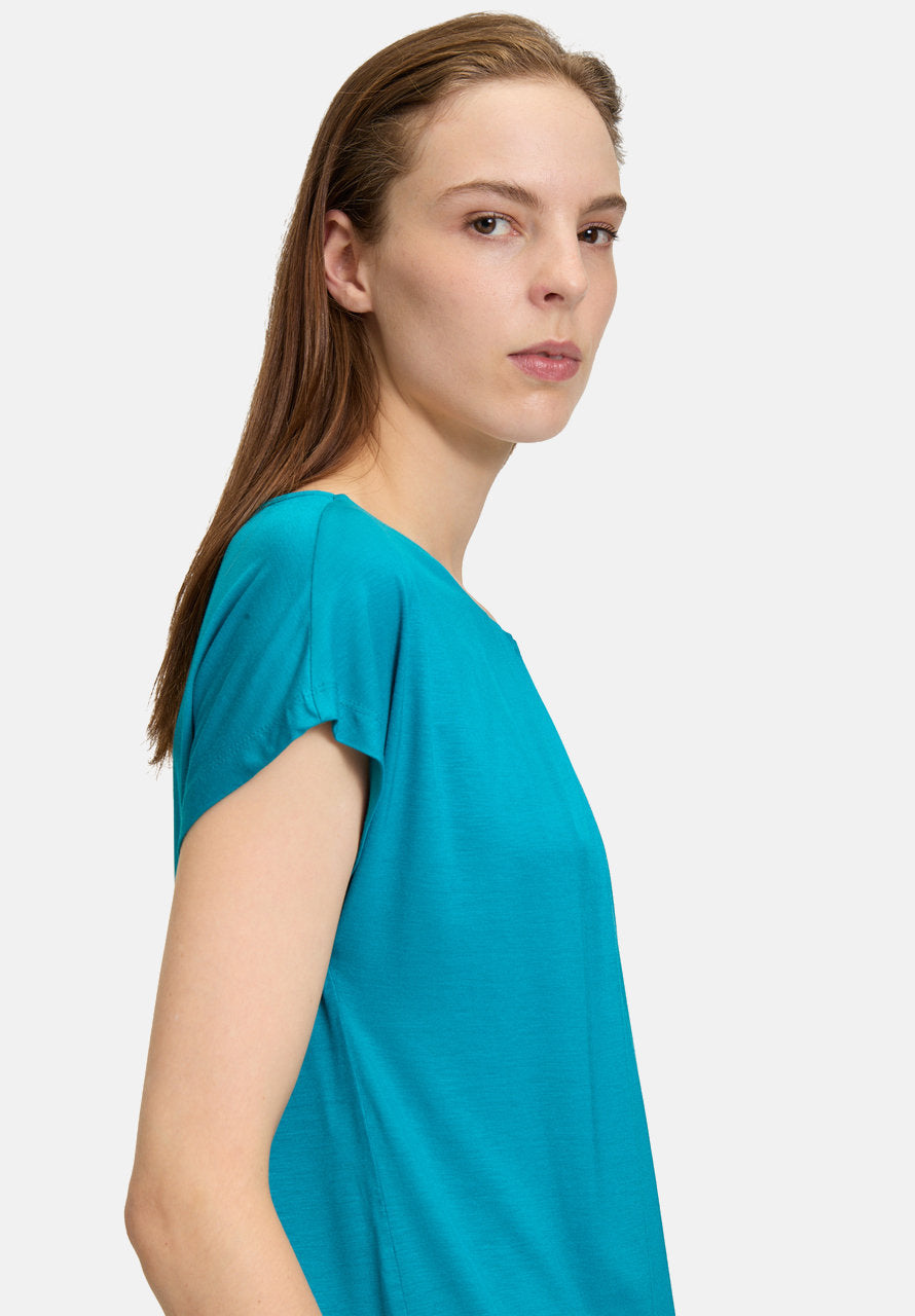 Halbarm Shirt With Overlapped Sleeves_2158-3398_8550_06