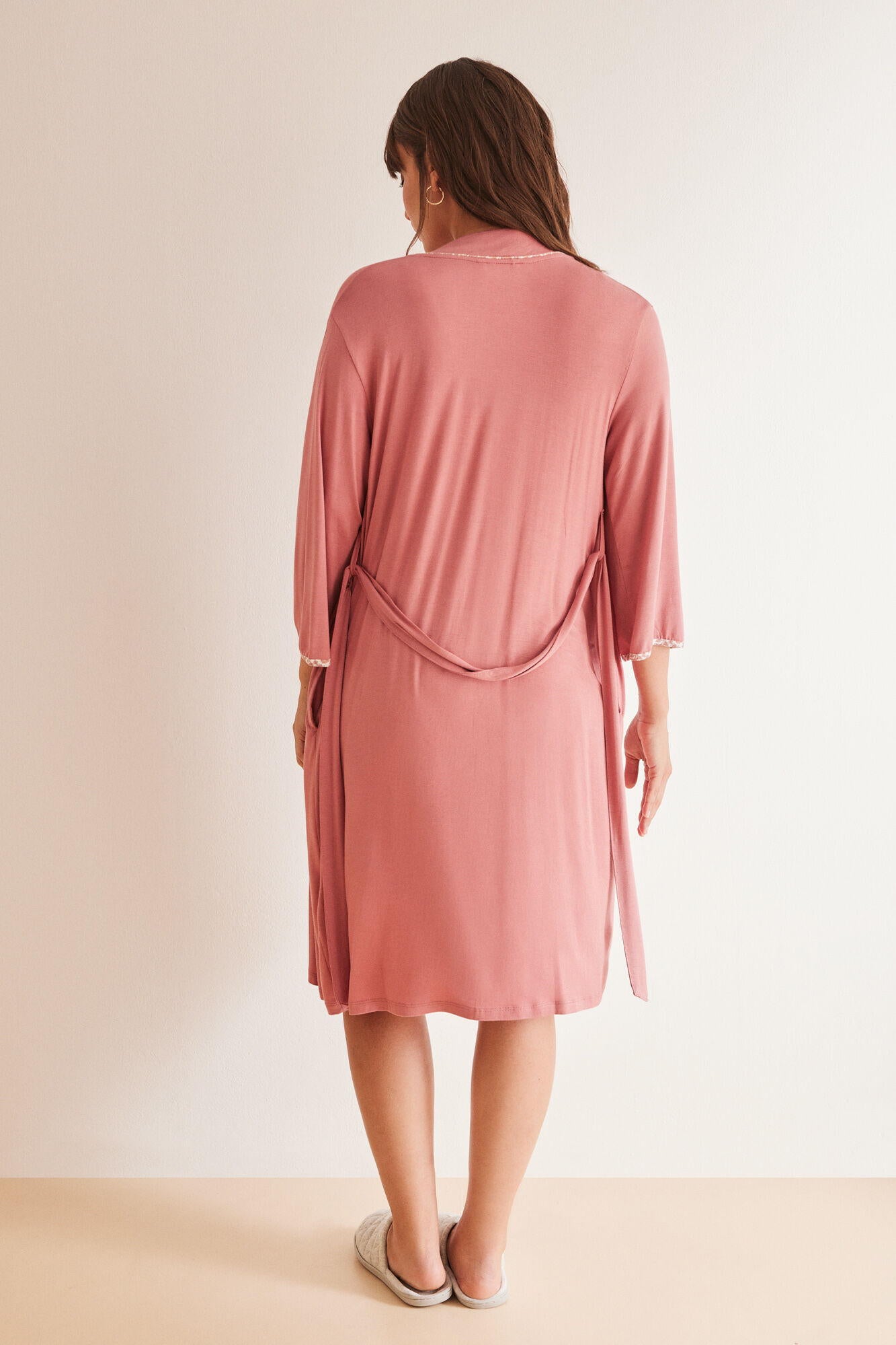 Knee-Length Robe_2177872_70_03