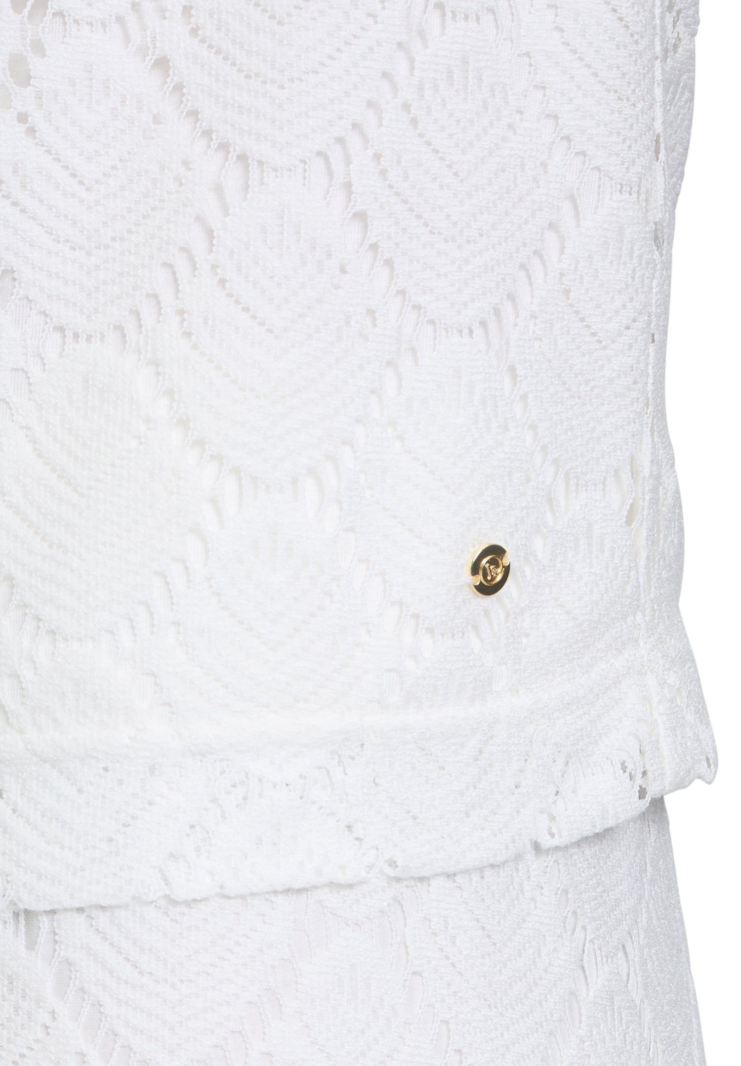 Betty Barclay_Structured Shirt with Boat Neck_2235-3234_1014_07