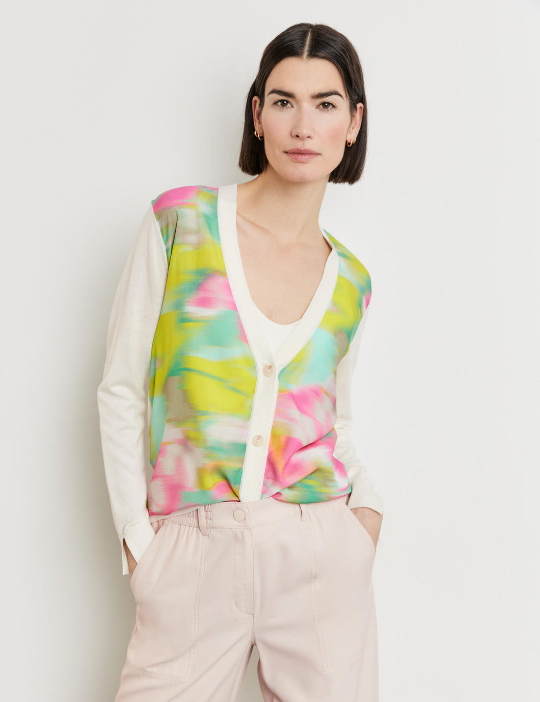 Cardigan With Fabric Panelling_230211-44720_90118_01