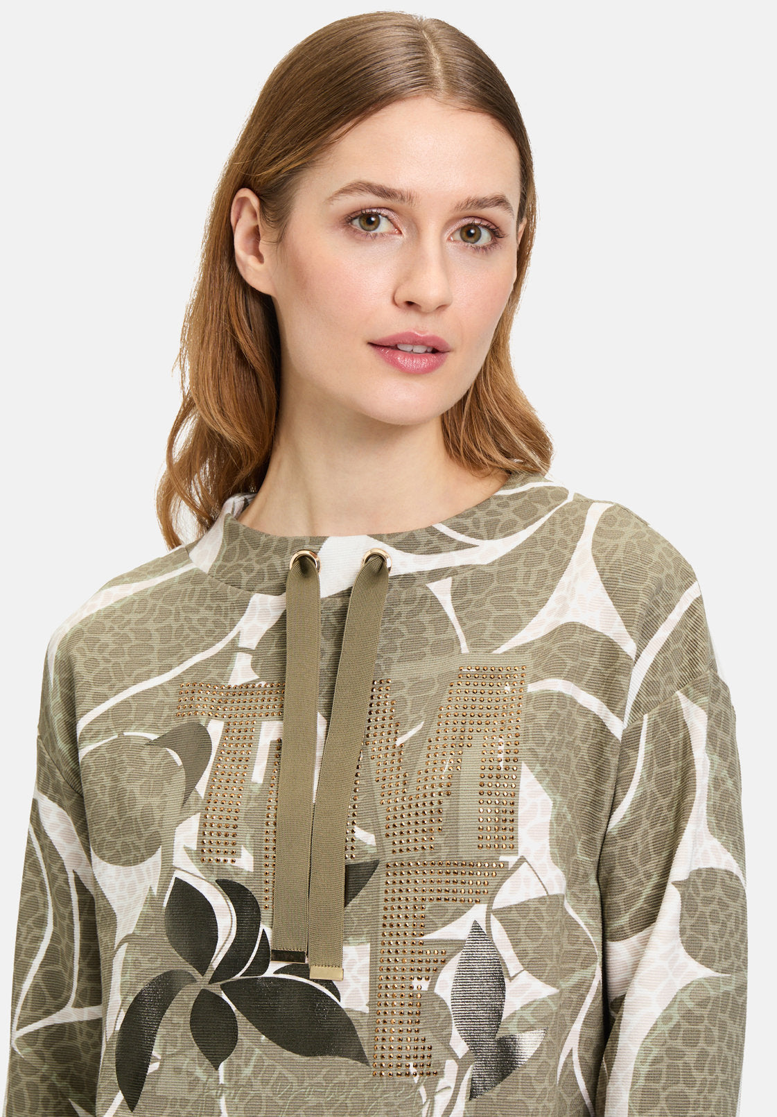 Betty Barclay_High Collar Sweatshirt_2400-1160_5819_06