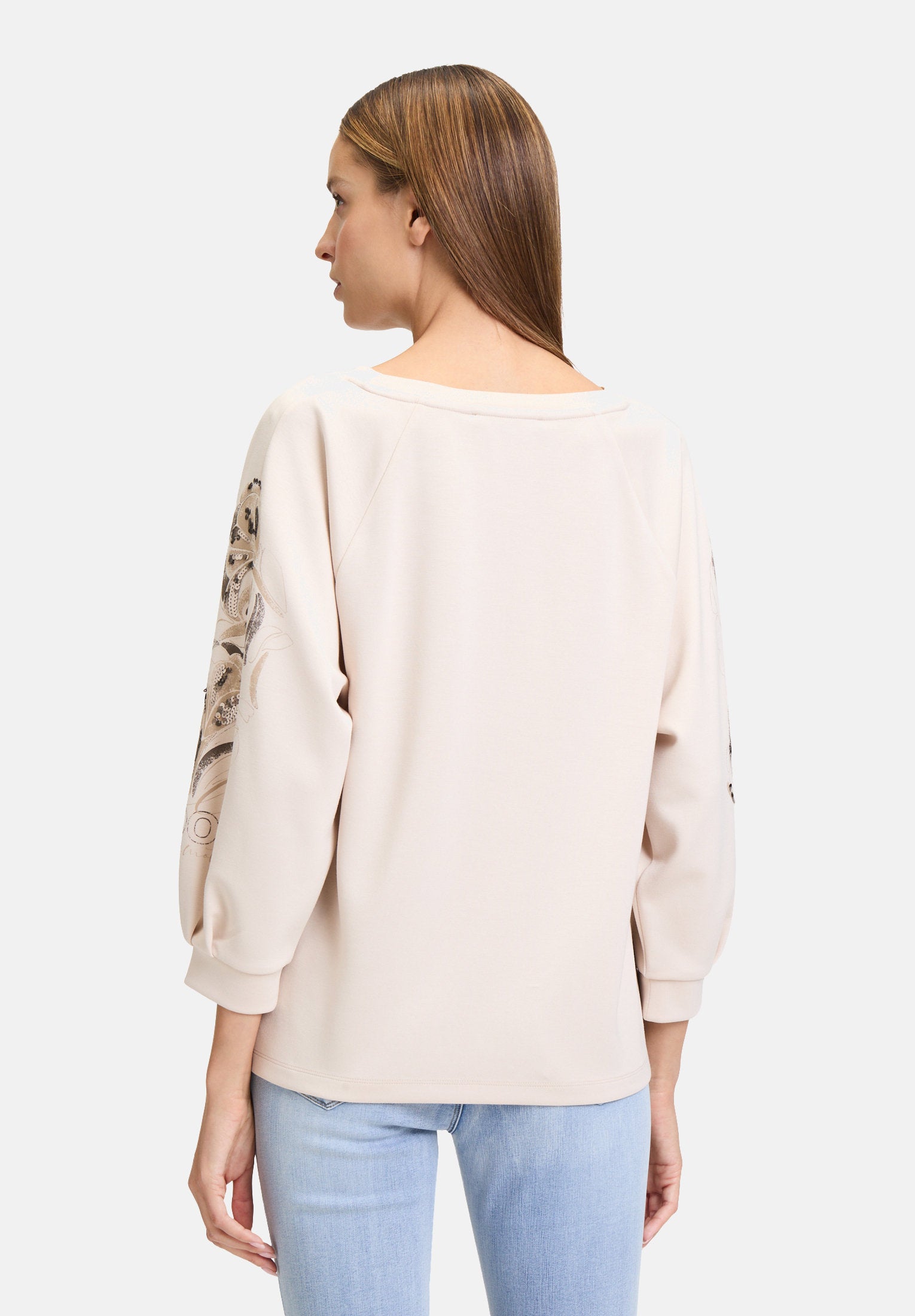 Betty Barclay_Sweatshirt with Trumpet Sleeves_2414-1145_1098_03