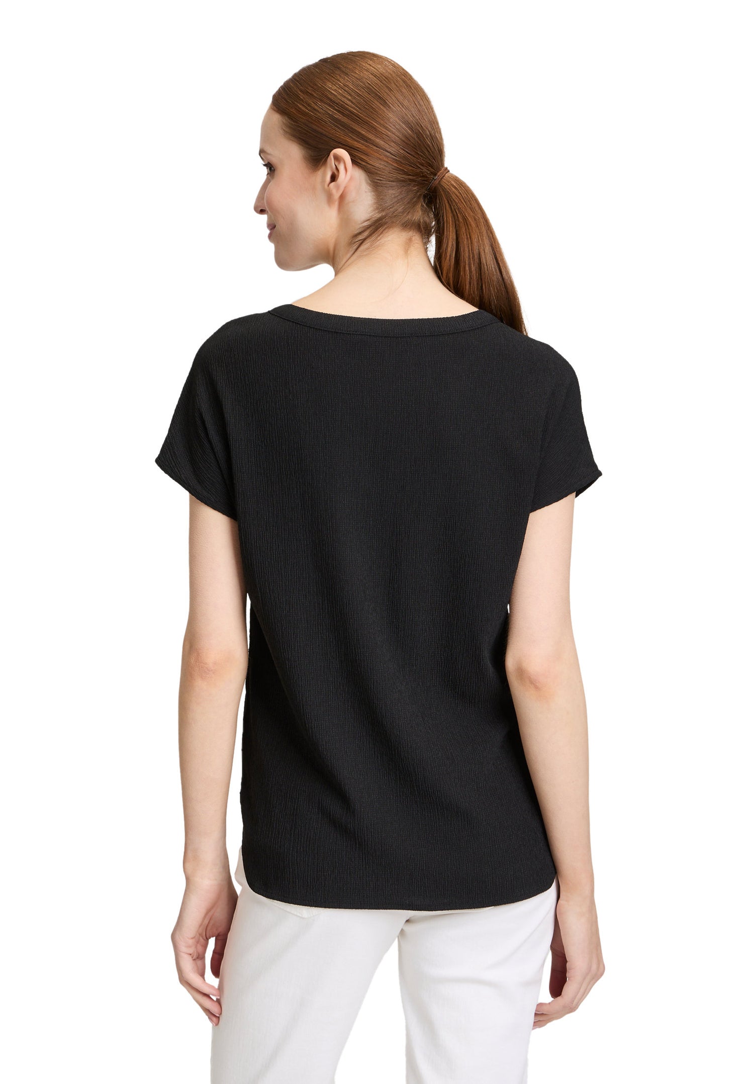Betty Barclay_Basic V-Neck Shirt_2509-1405_9045_03