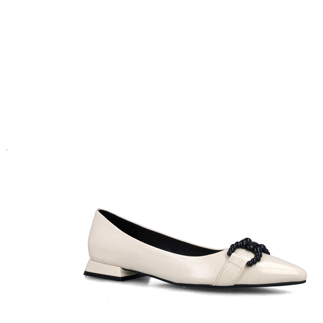 White Flats With Buckle_25308_06_02