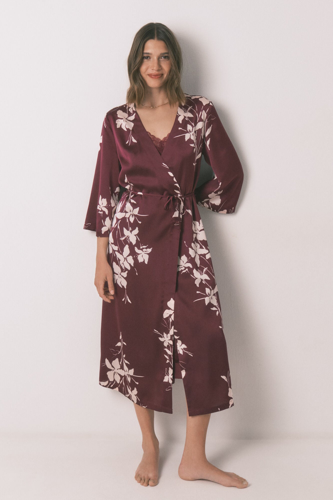 Women Secret_Red_Robe Maroon Floral Robe_2532436_58_03
