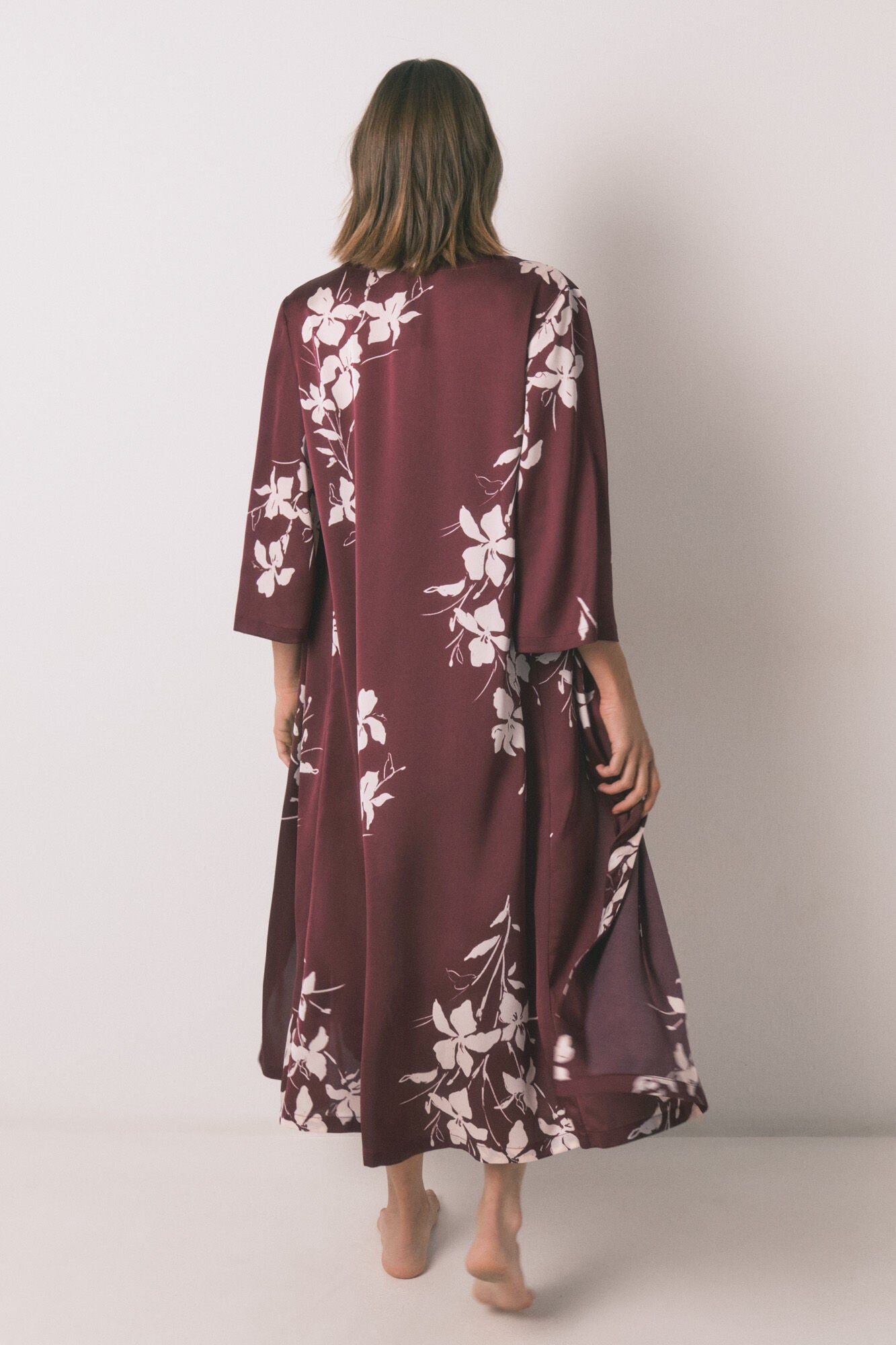 Women Secret_Red_Robe Maroon Floral Robe_2532436_58_06