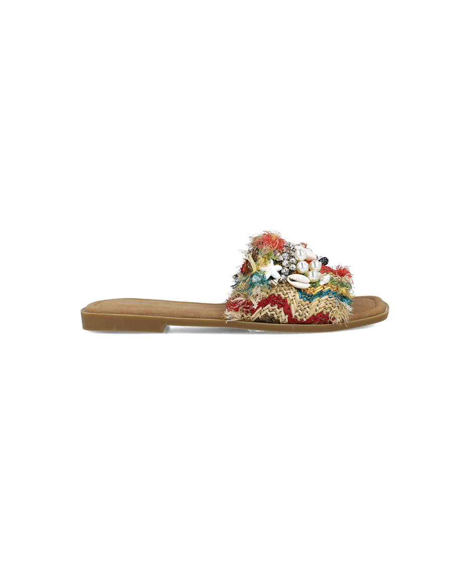 Multi-Color Slippers With Embellishments_25386_22_01