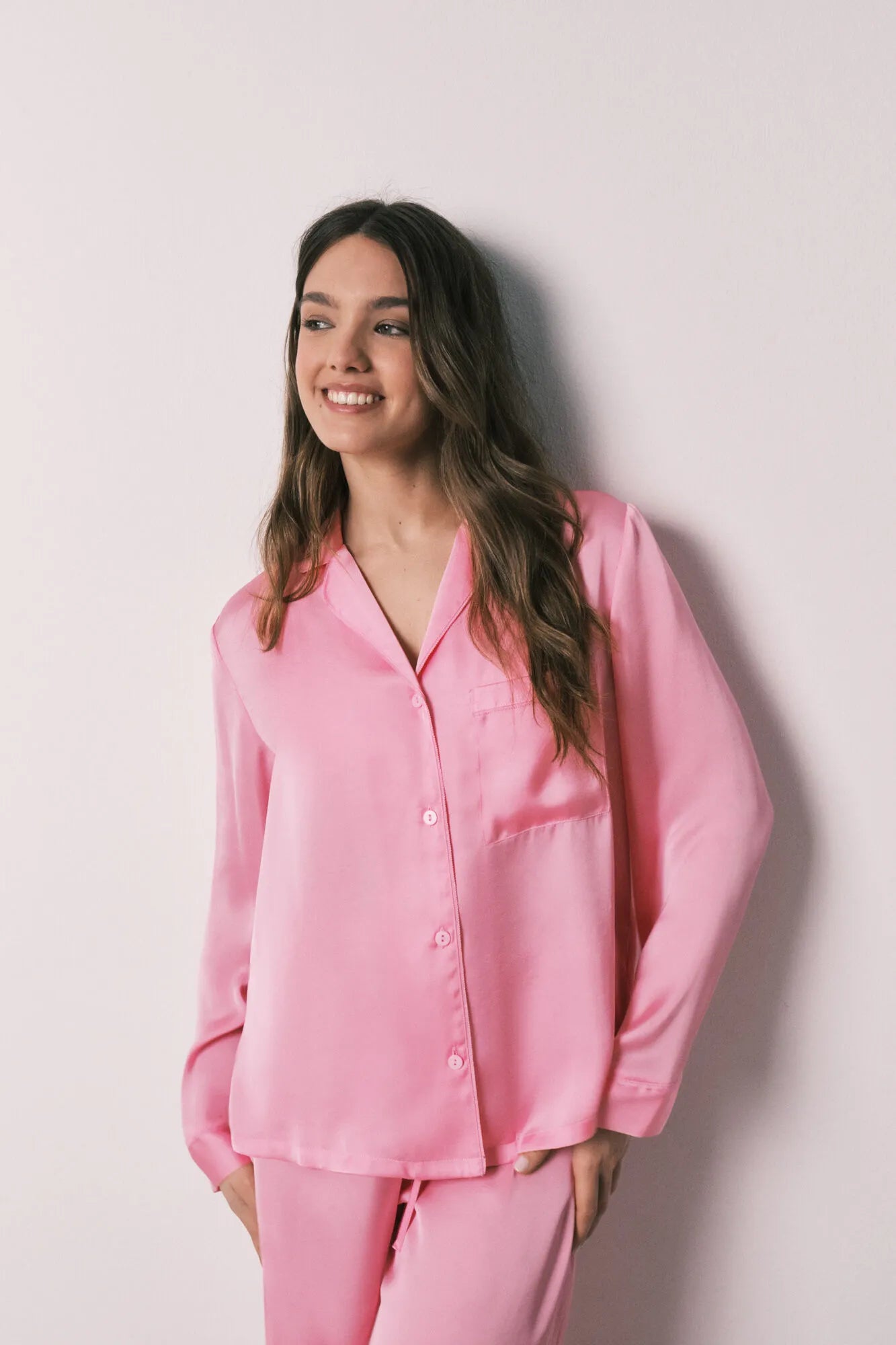 Women Secret Pink Women Pink Satin Classic Long Pyjamas SKU: 2543706_71 Image 04