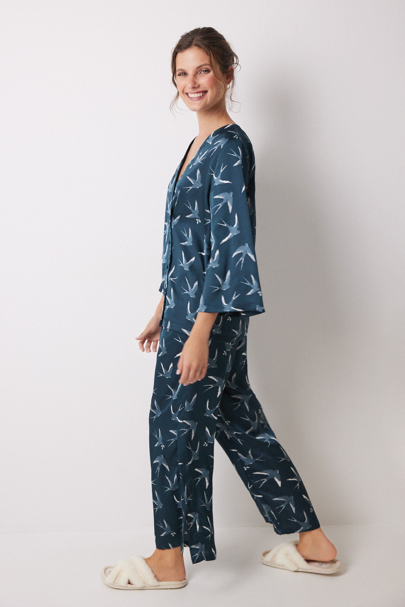 Long Satin Pajamas Bird Print_01