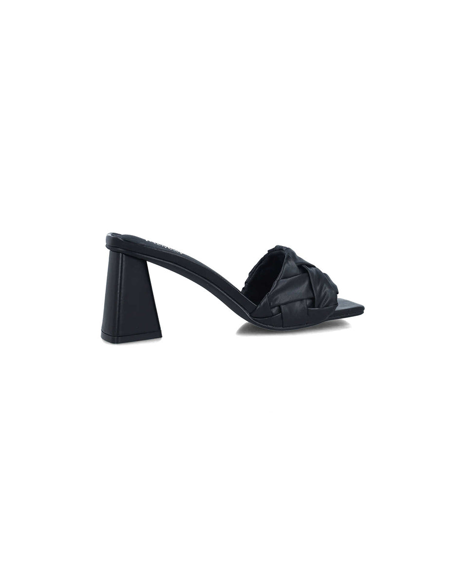 Black Slipper Heels_25565_01_03