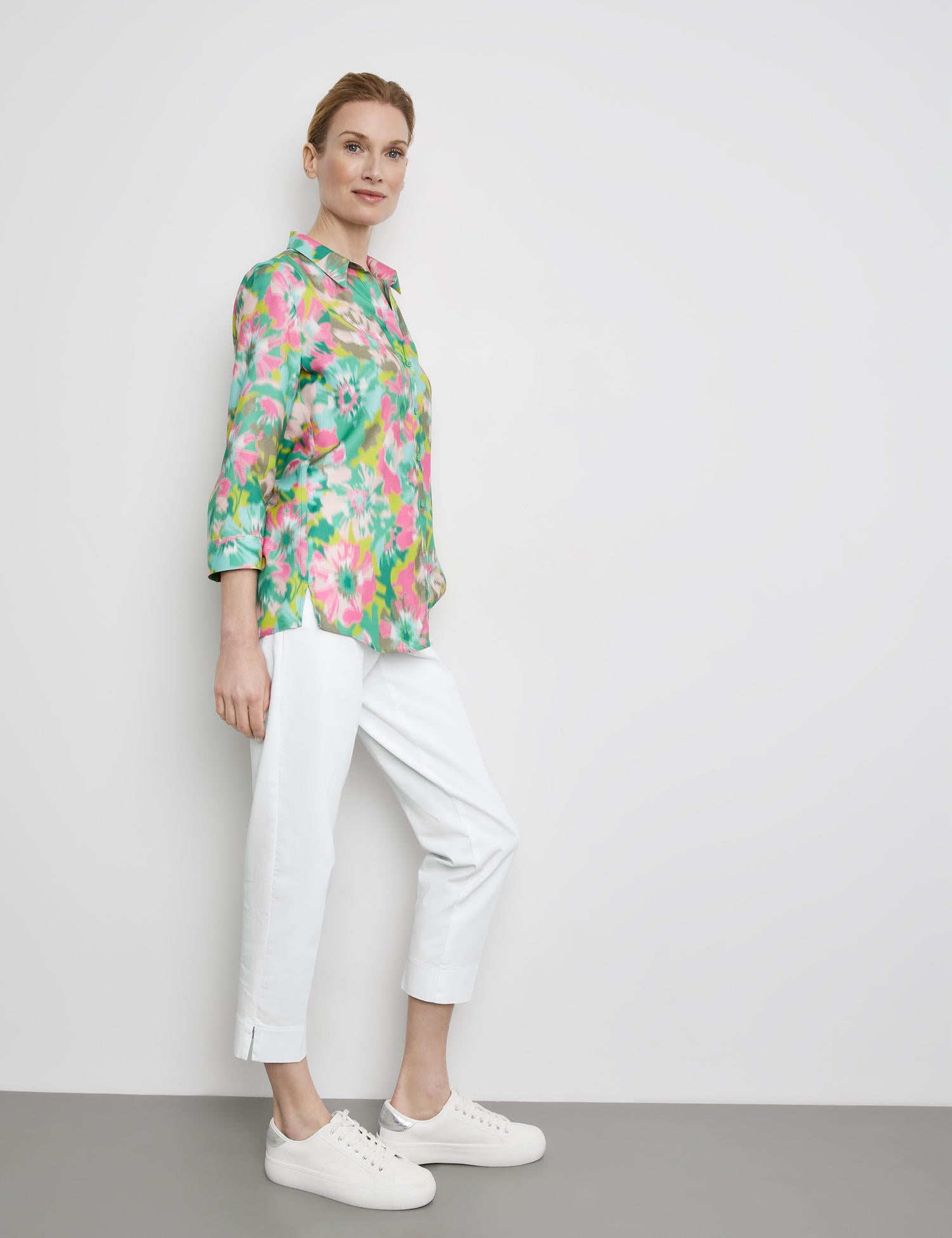 Sustainable Blouse With 3/4-Length Sleeves_260014-66408_5038_05