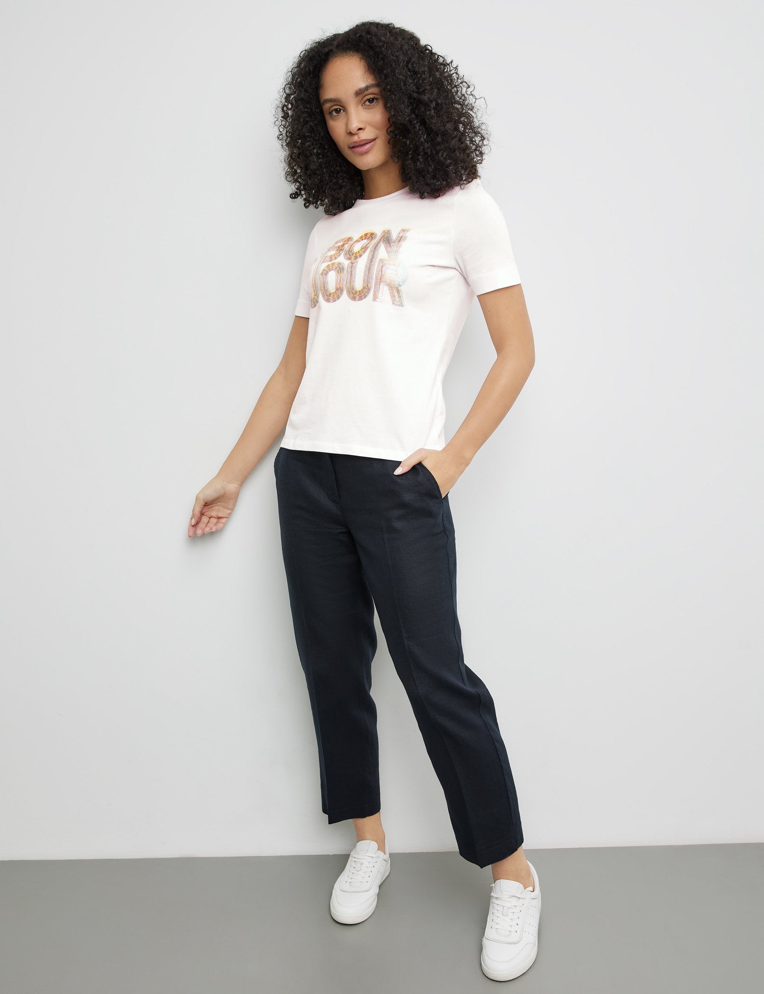 Sustainable T-Shirt With Printed Lettering_270076-44059_99600_04