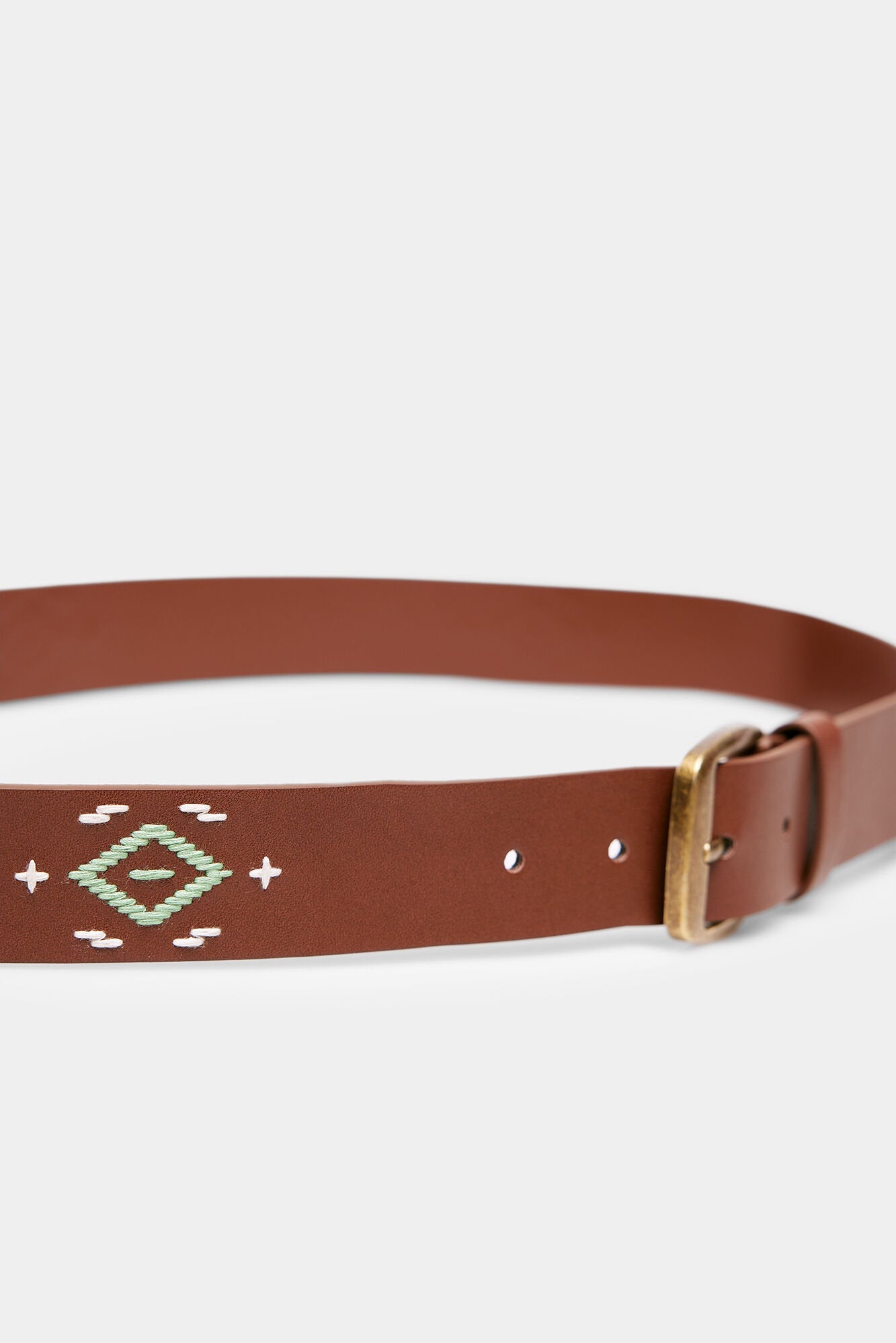 Thin Brown Belt With Design_2867126_33_02