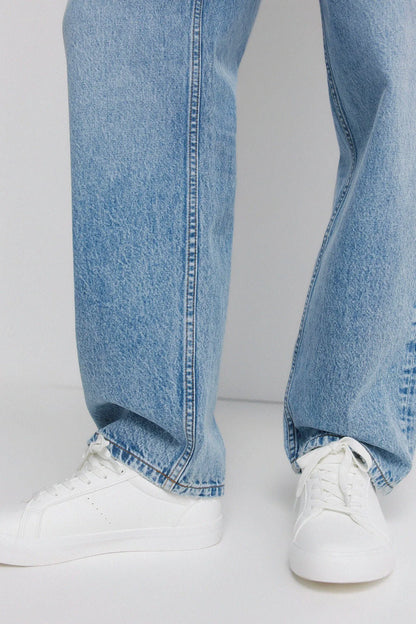 Springfield White Men White Basic Sneaker SKU: 2993187_99 Image 02