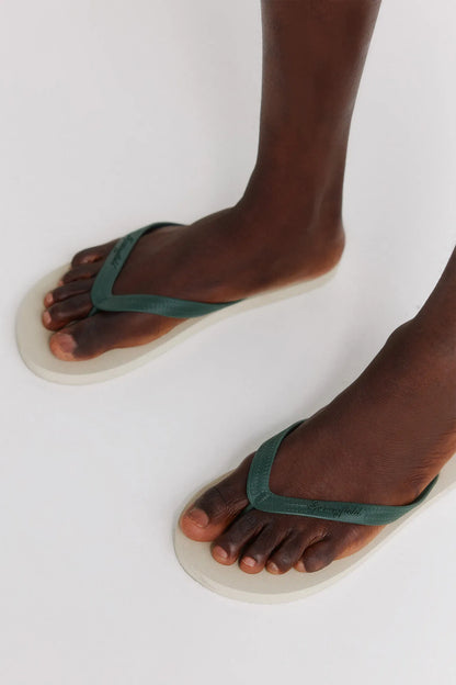Springfield Green Men Toe Post Sandal SKU: 2993197_20 Image 02