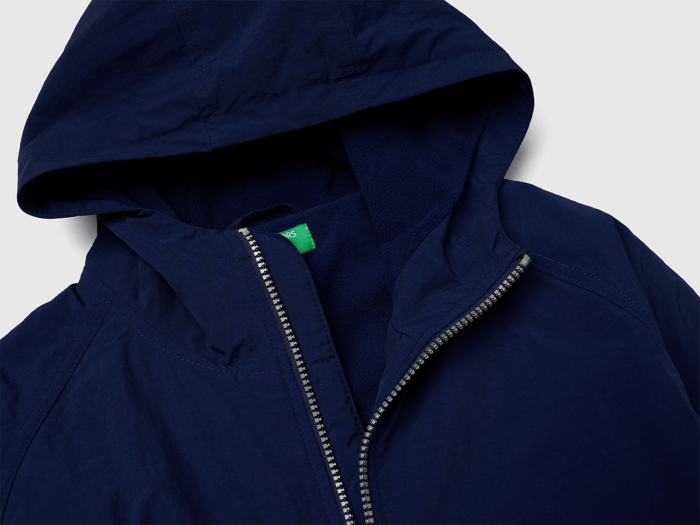 Benetton_Dark Blue_Nylon Jacket with Hood_2IGGCN06J_252_03