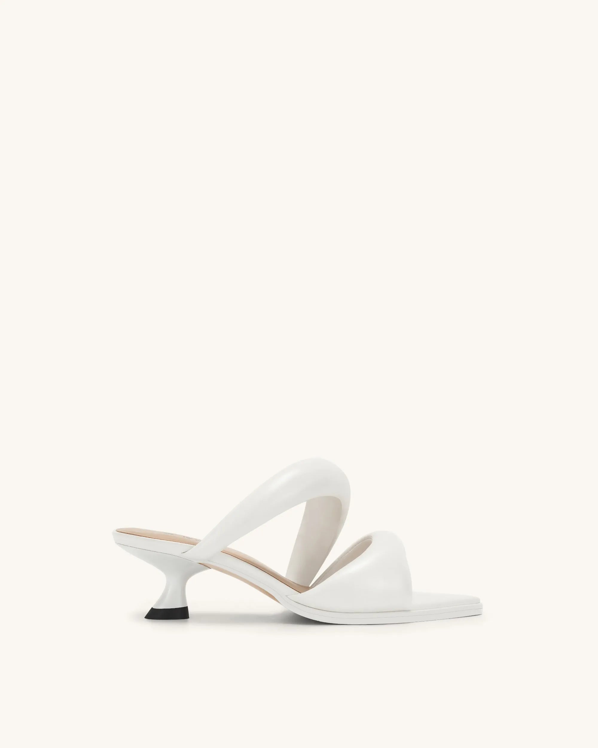 JW PEI_White_Sara Mule_2MS01-2_White_01