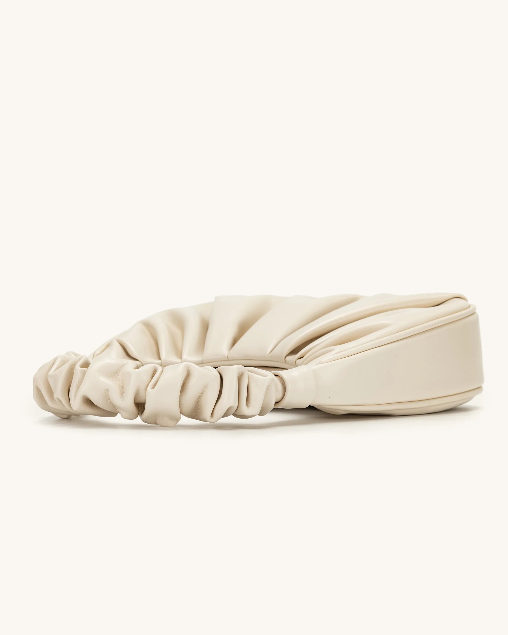 JW PEI_Ivory_Gabbi Bags_2T03-1_Ivory_03