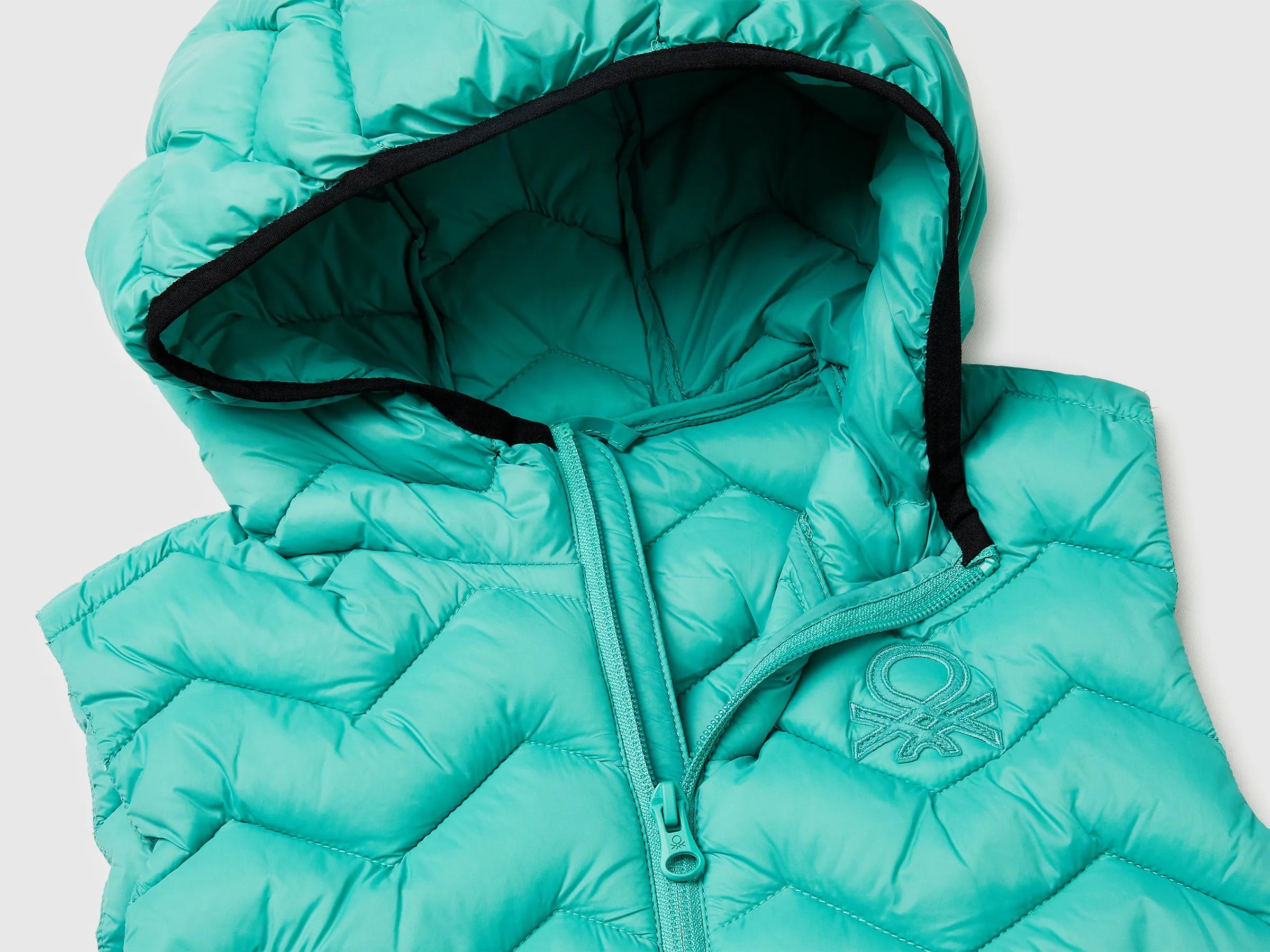 Benetton Light green Boys Padded Vest with Hood SKU: 2TWDCJ00R_08N Image 03