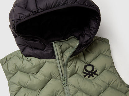 Benetton_Military Green_Padded Vest with Hood_2TWDCJ00R_904_03