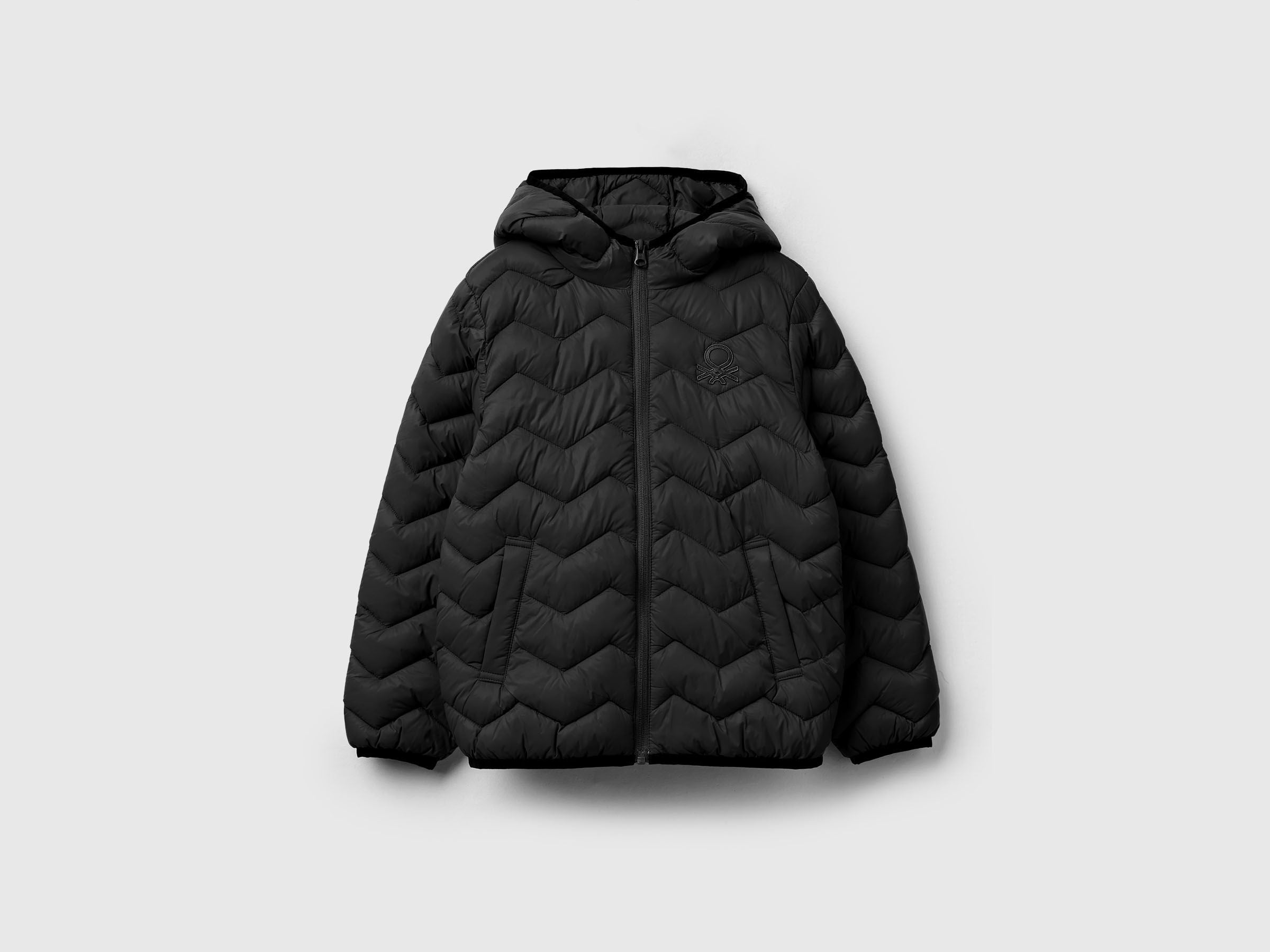 Benetton_Black_Padded Jacket with Hood_2TWDCN04V_100_01