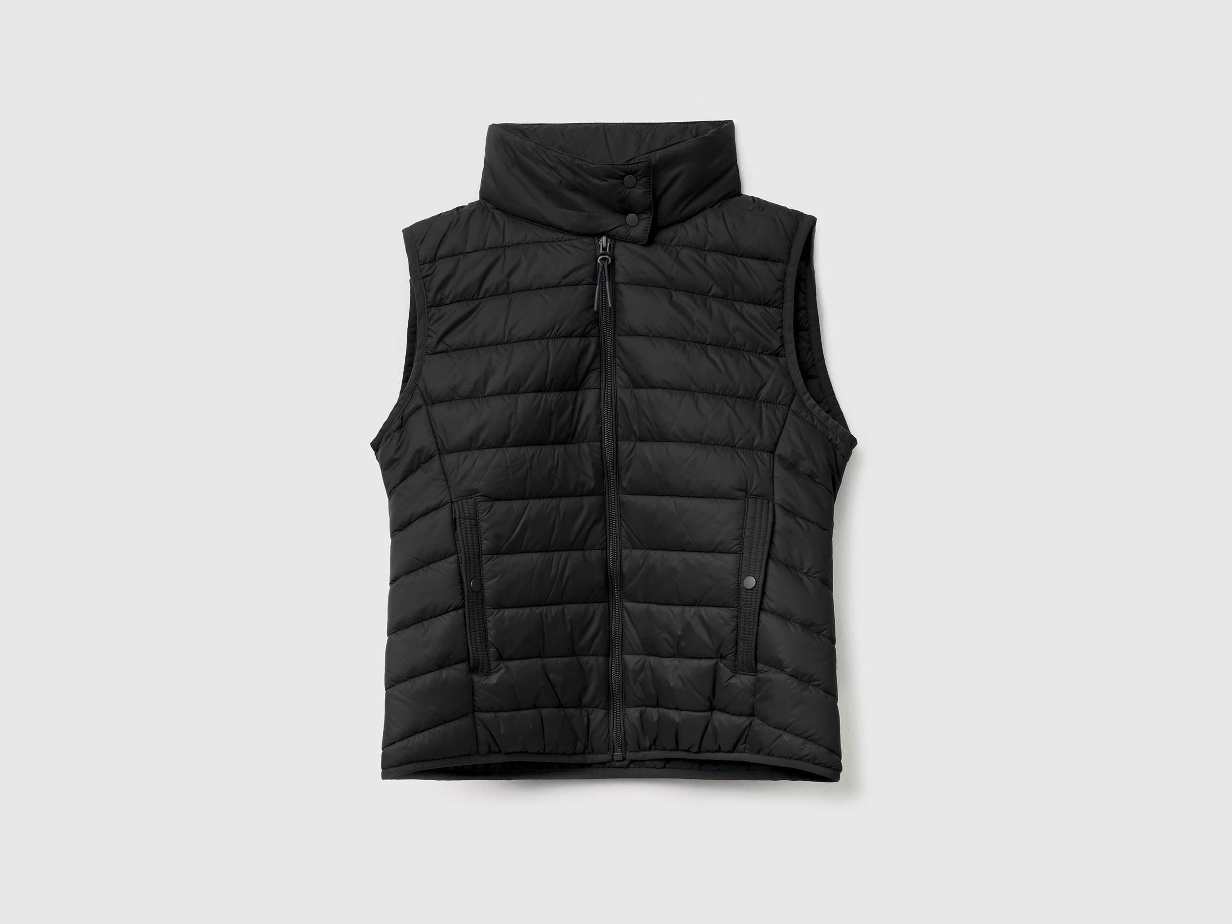 Sleeveless Puffer Jacket with Recycled Wadding_2TWDDJ003_100_05