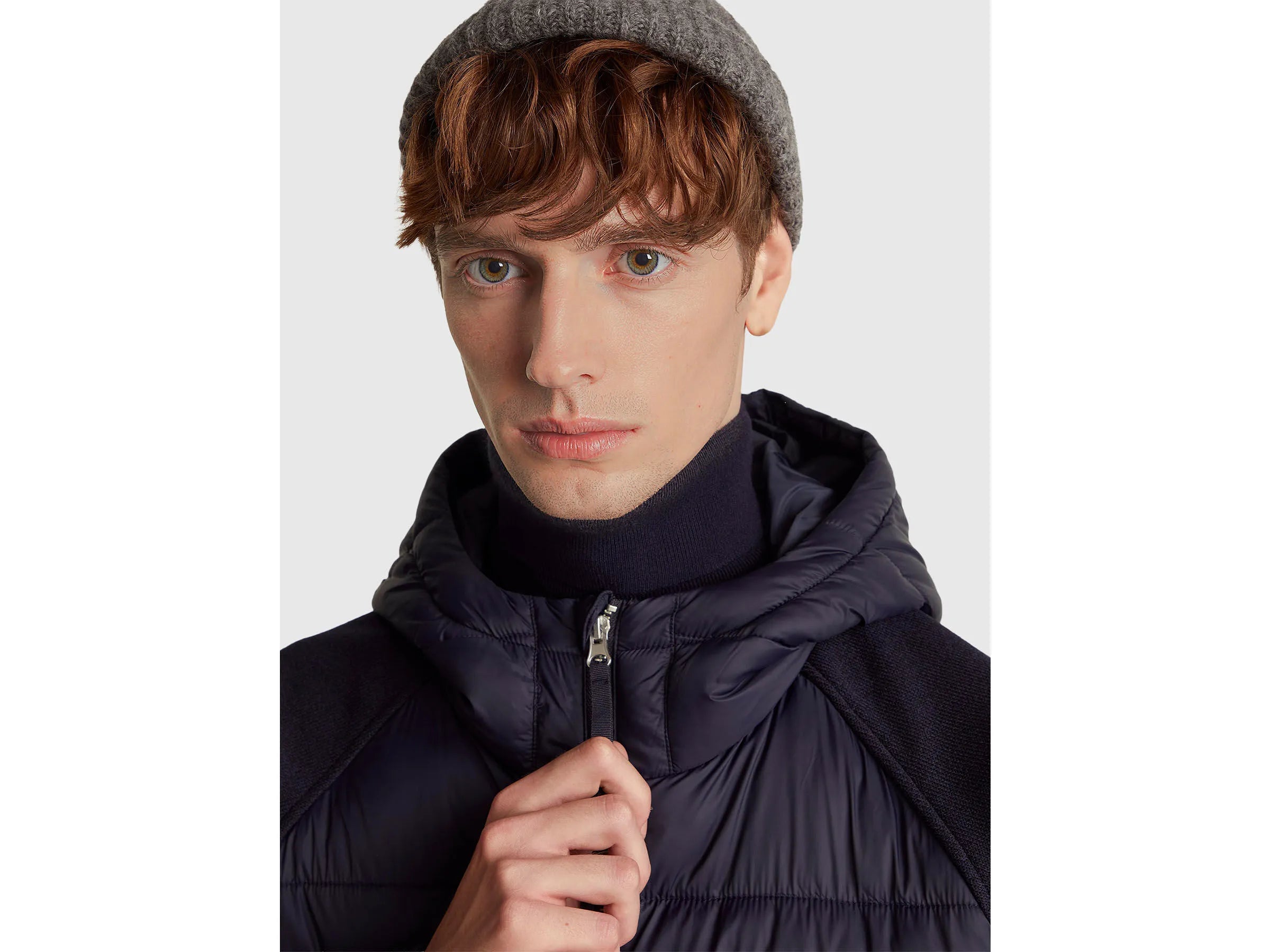Benetton_Dark Blue_Regular Fit Jacket in Nylon and Knit Fabric_2ZRUUN064_9C1_04