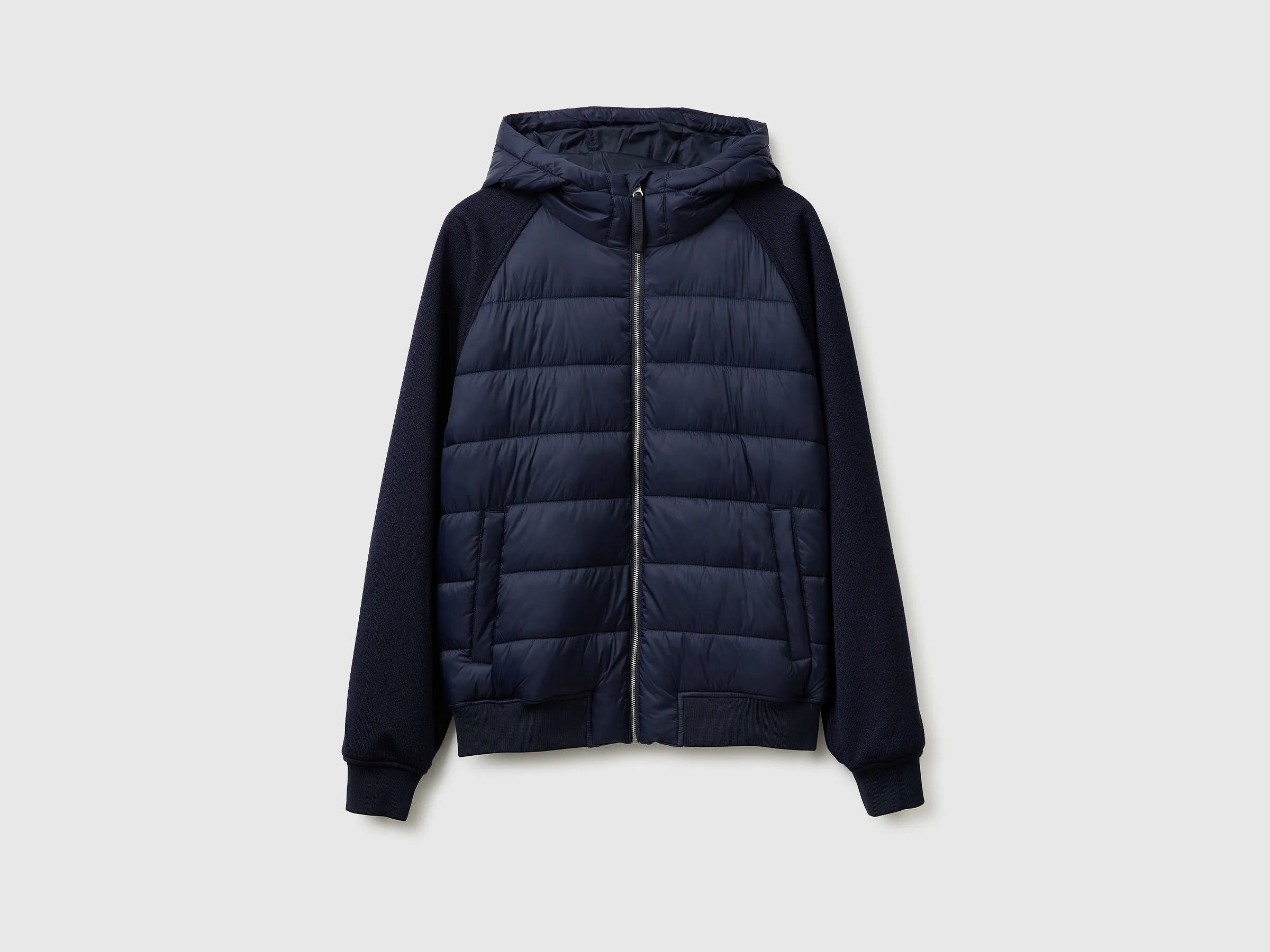 Benetton_Dark Blue_Regular Fit Jacket in Nylon and Knit Fabric_2ZRUUN064_9C1_05