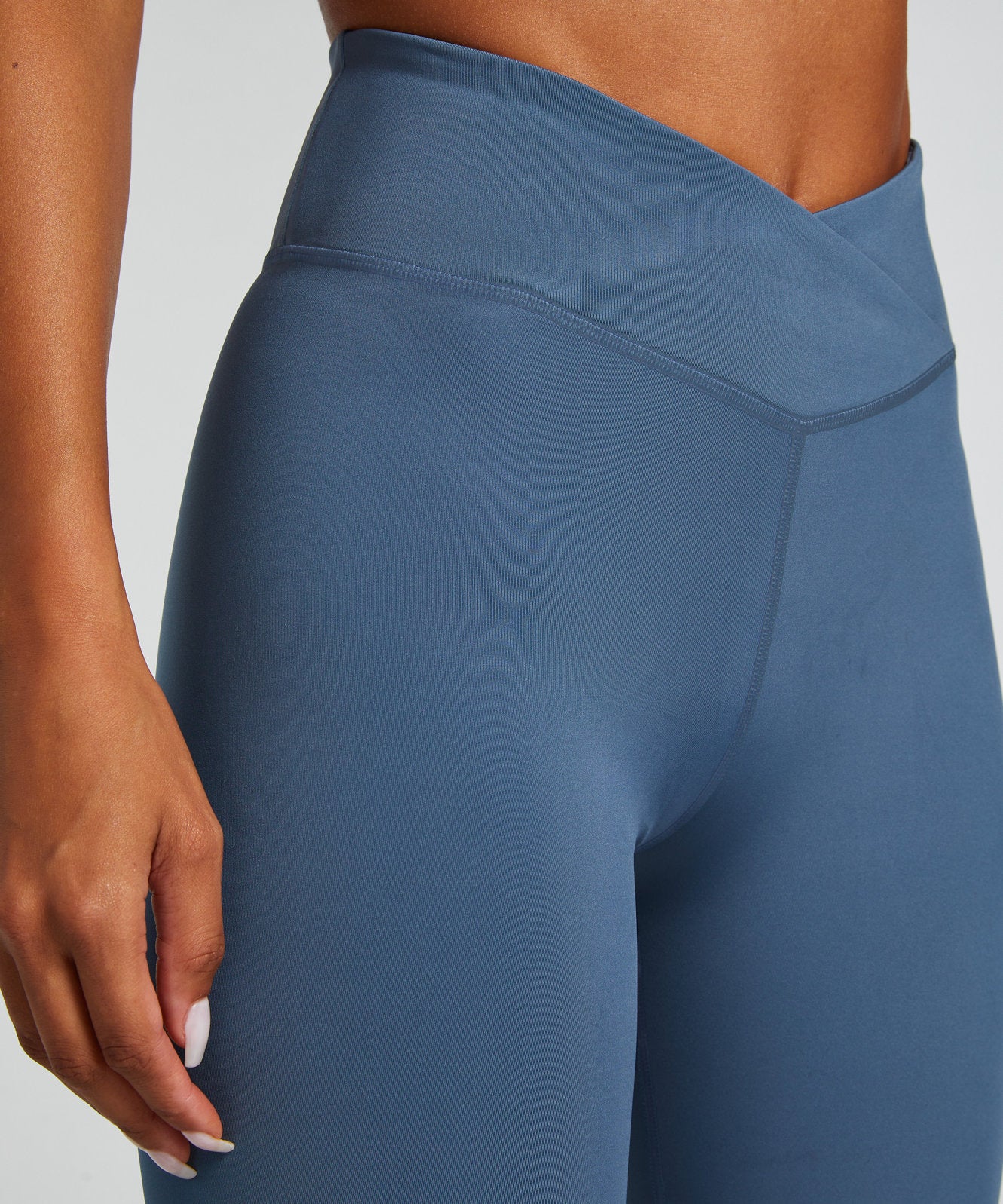 HKMX Crossed High Waisted Leggings_300022_Oceanview_02