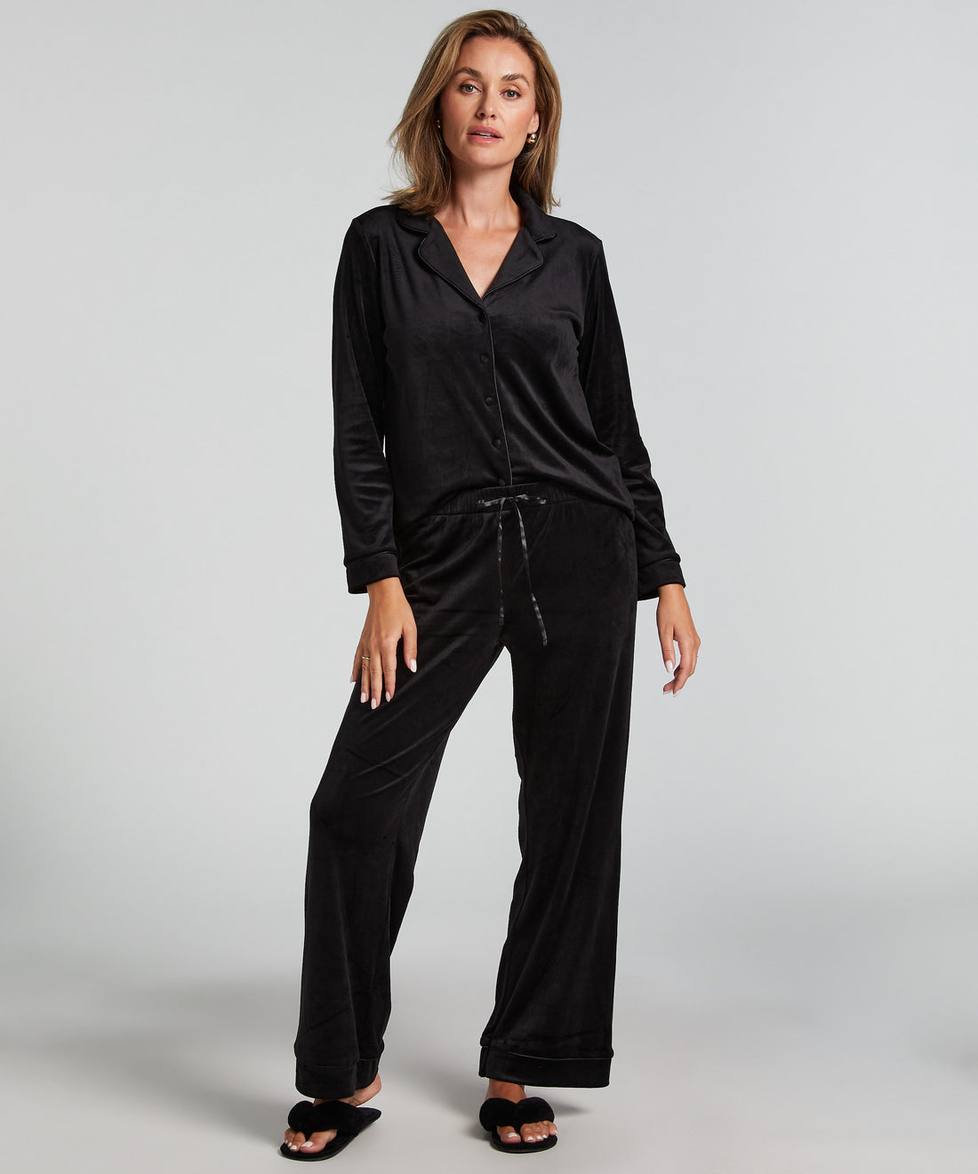 Hunkemoller_Velvet Pyjama Pants - Black_300574_Black_01