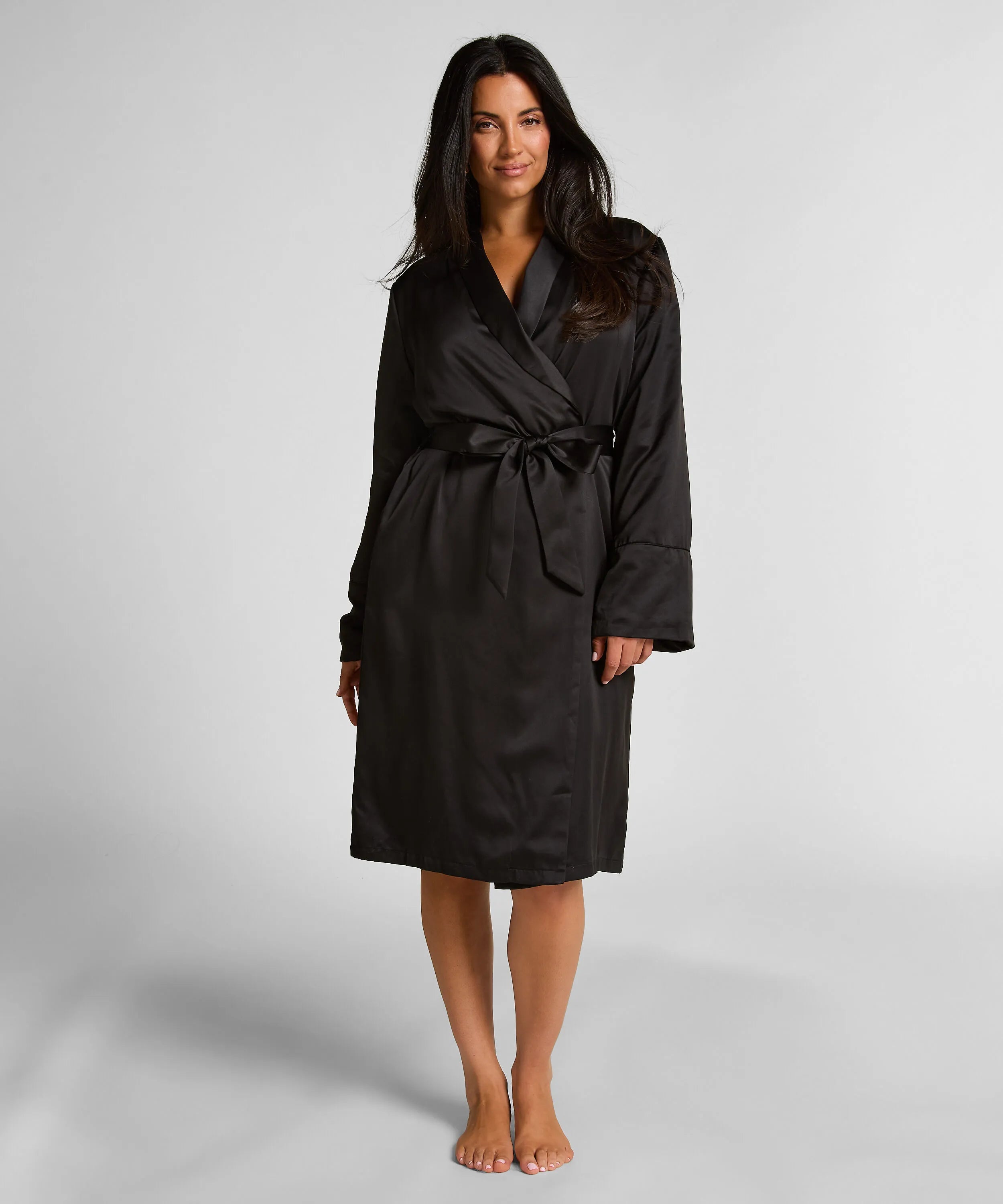 Hunkemoller_Black_Satin Fleece Bathrobe_300594_Black_01