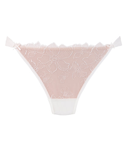 Hunkemoller_Lauren Brazilian_300905_Snow White_04