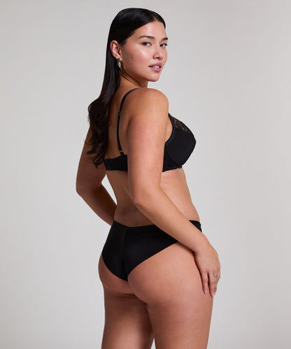 Hunkemoller_Jemima Brazilian_301076_Caviar_05