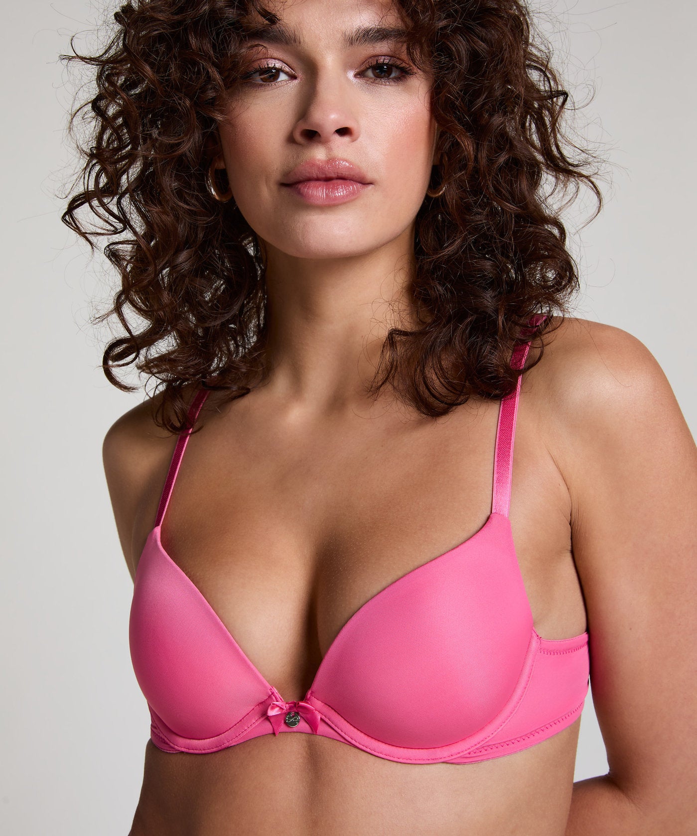 Hunkemoller_Plunge Padded Underwired Bra in Different Cup Sizes_301120_Sangria Sunset_03