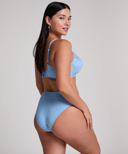 Hunkemoller_Diva Non-Padded Underwired Bra in Different Cup Sizes_301189_Bel Air Blue_03