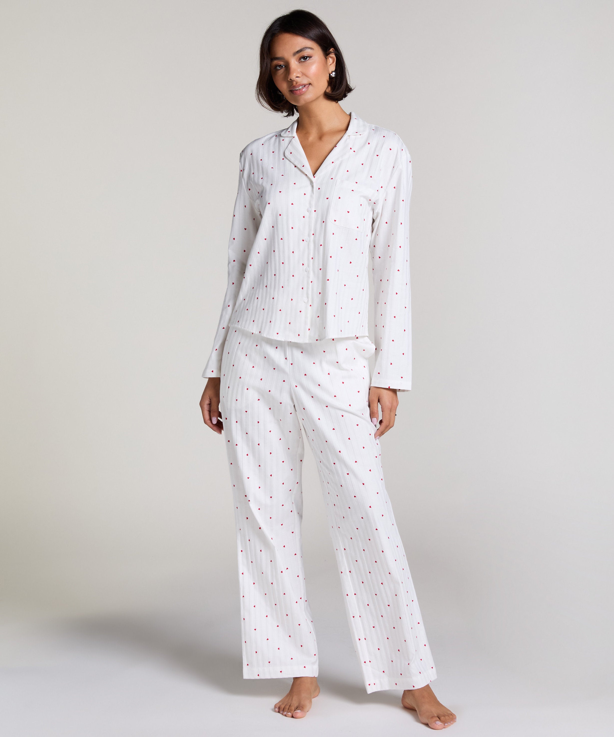 Hunkemoller_Jacquard Hearts Jacket Longsleeve - White_301436_Gardenia_03