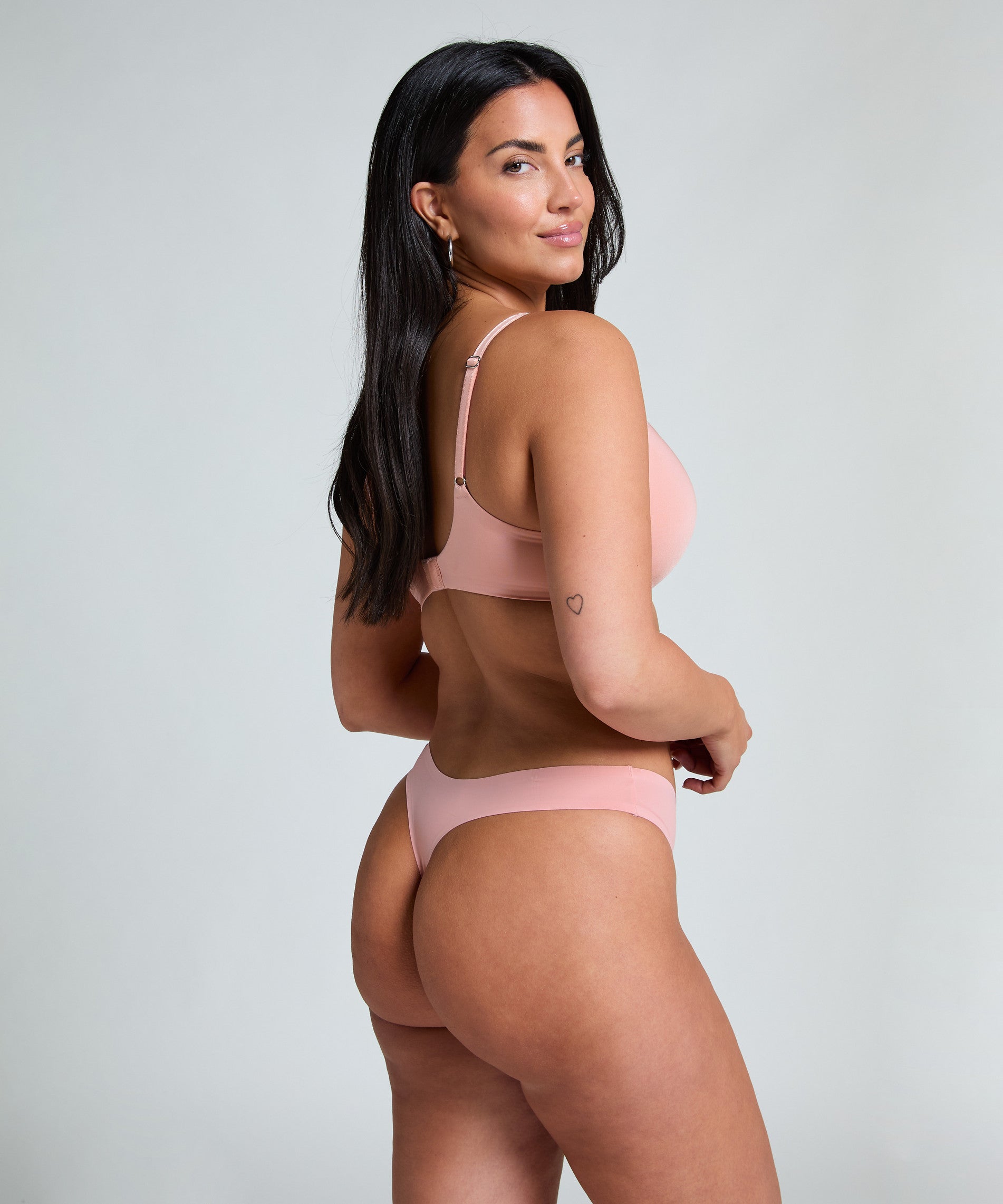 Hunkemoller_Rose Tan_Mona padded non-underwired bra in Different Cup Sizes_301440_Rose Tan_04