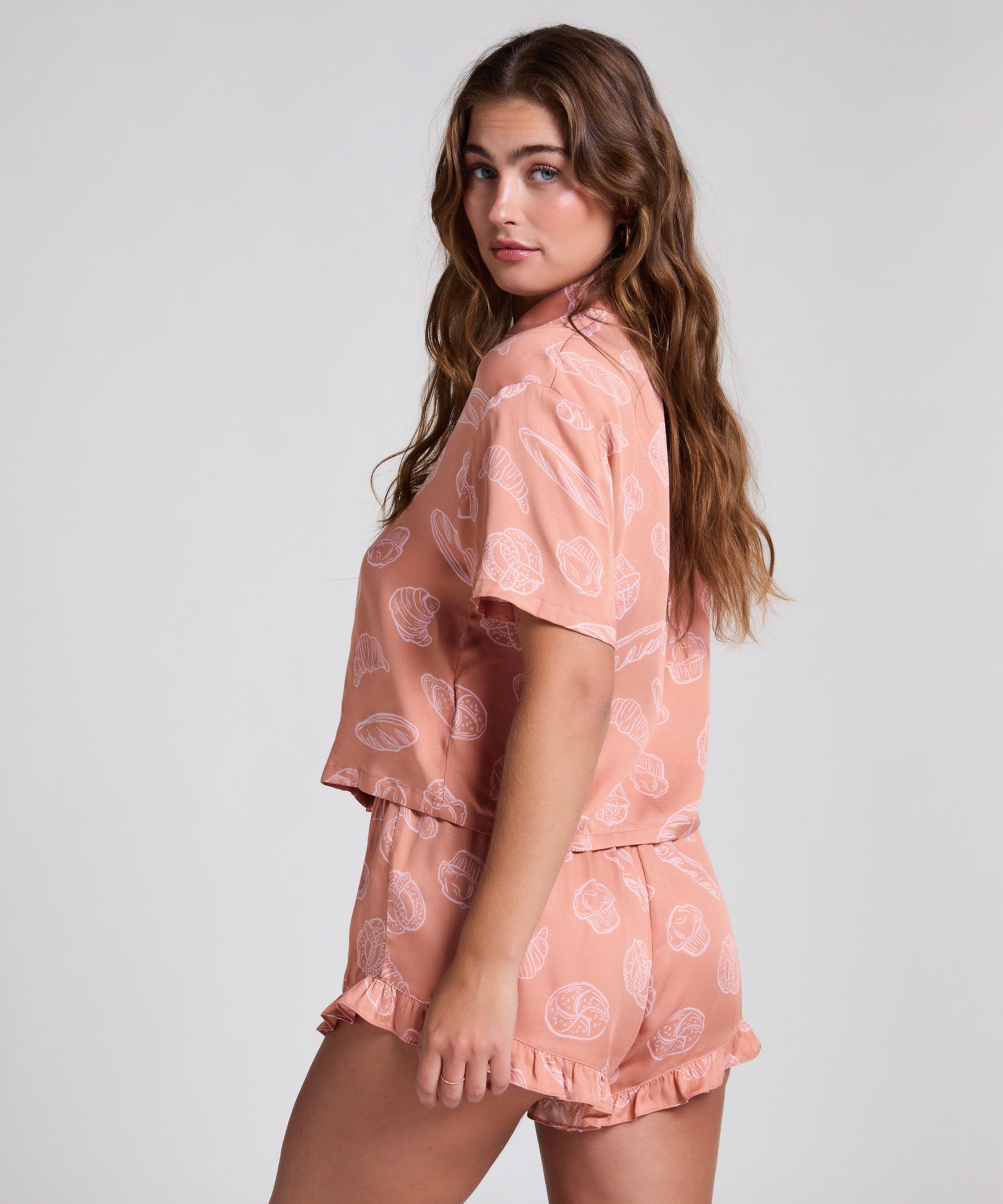 Hunkemoller_Pyjama Shorts_301443_Hkm Tan_03