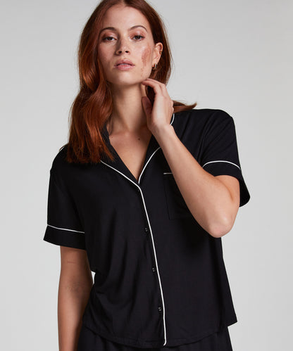 Hunkemoller_Black_Essential Jersey Short-Sleeved Jacket_301465_Black_01