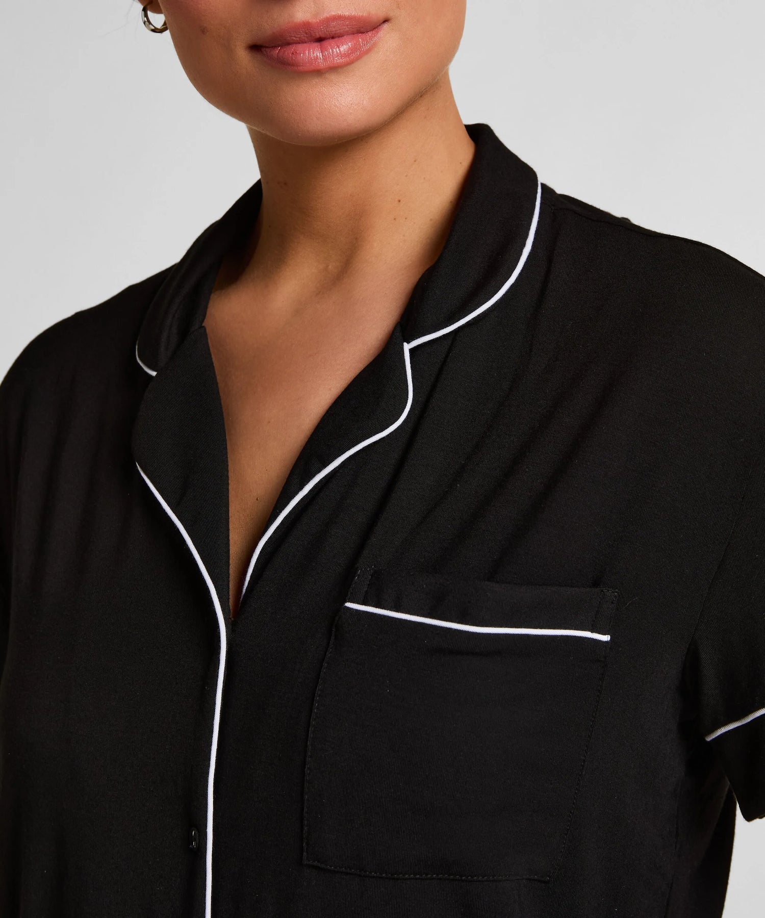 Essential Jersey Short-Sleeved Jacket