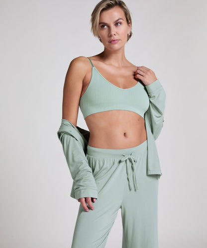 Hunkemoller_Essential Long Sleeve Jersey Jacket_301468_Iceberg Green_02